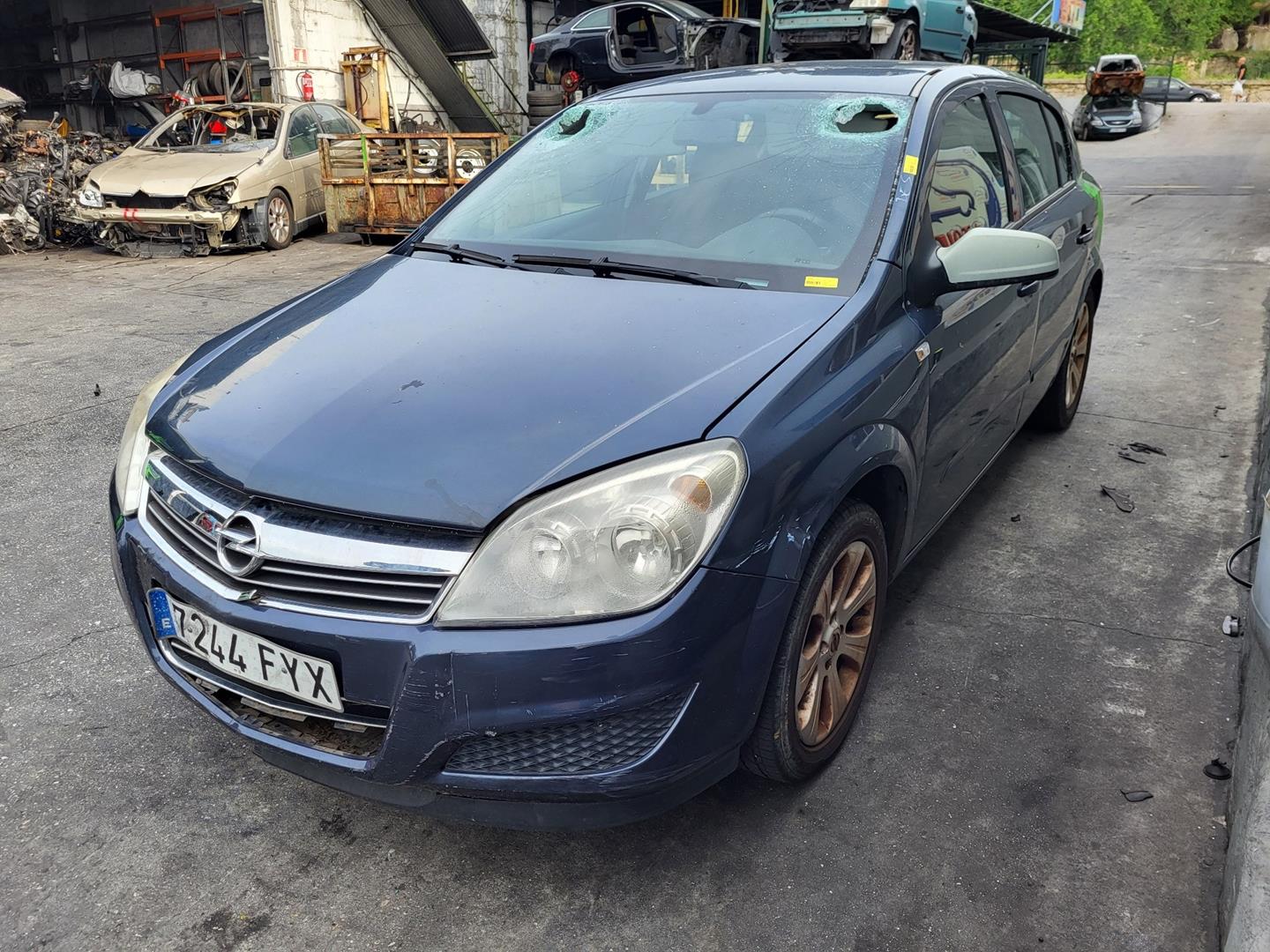 Opel Astra H Gtc (L08) Egyéb karosszéria-alkatrészek