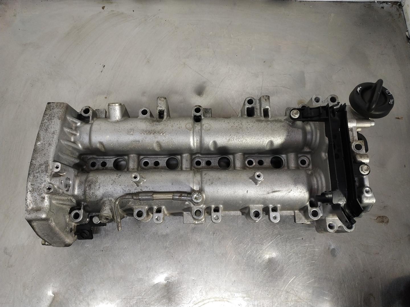OPEL Astra J (2009-2020) Engine Cylinder Head 55565668