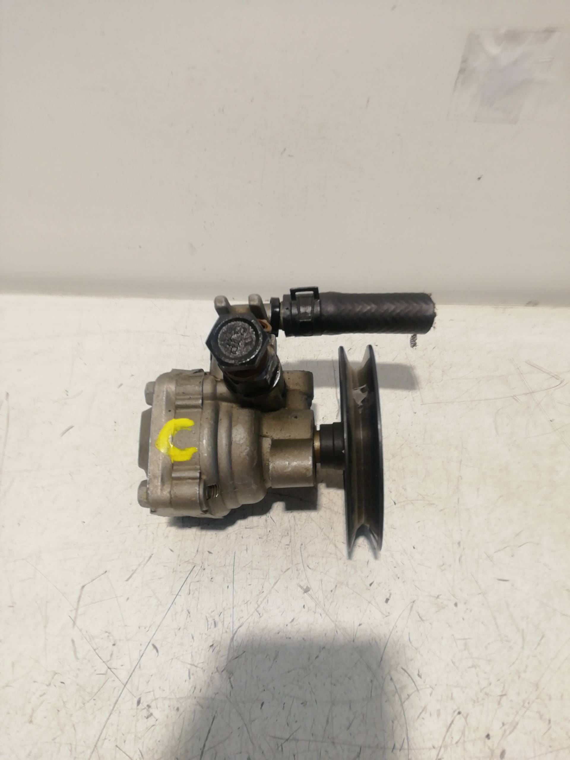 KIA Cerato 1 generation (2004-2009) Power Steering Pump 20861544 