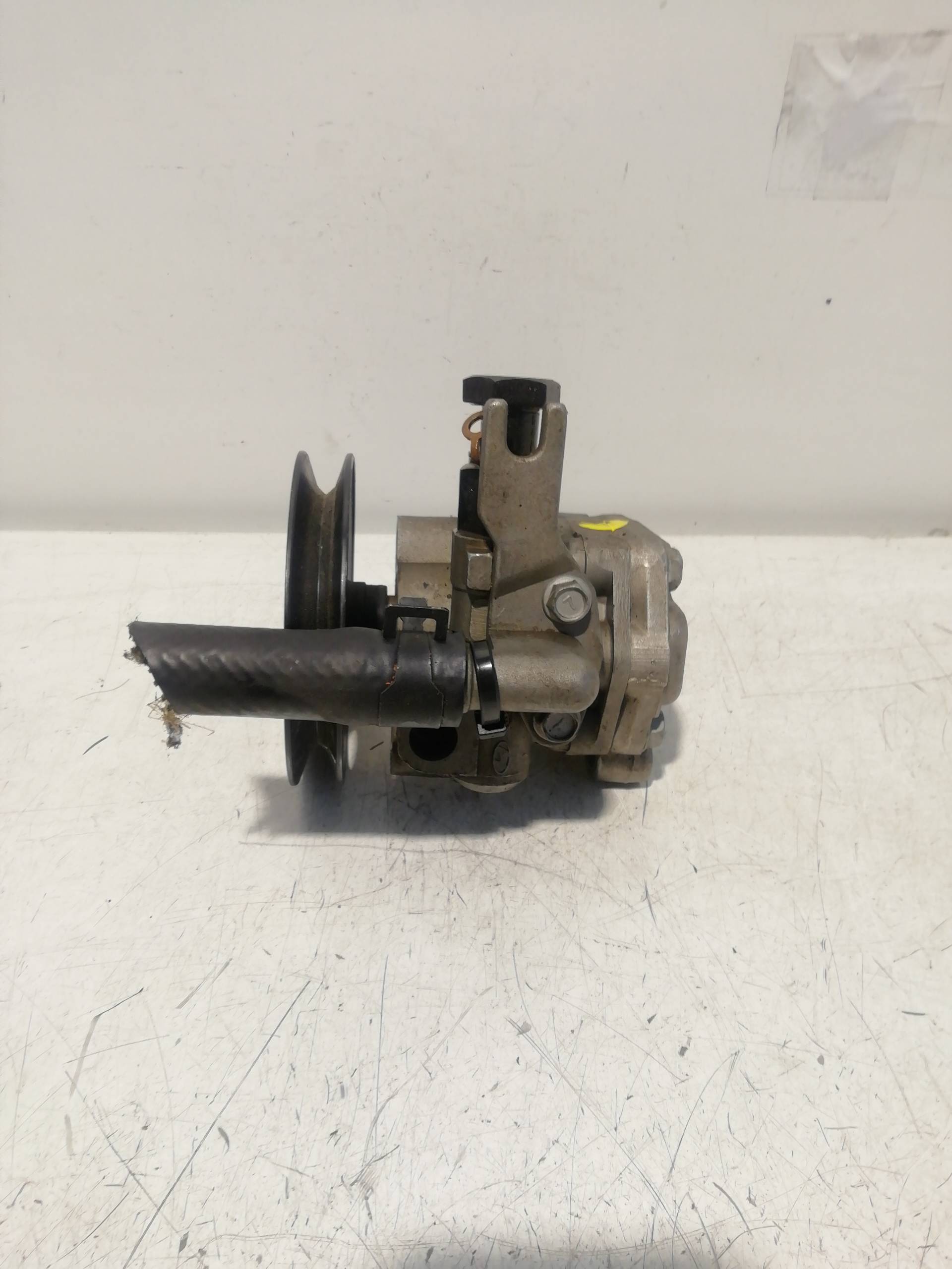 KIA Cerato 1 generation (2004-2009) Power Steering Pump 20861544 