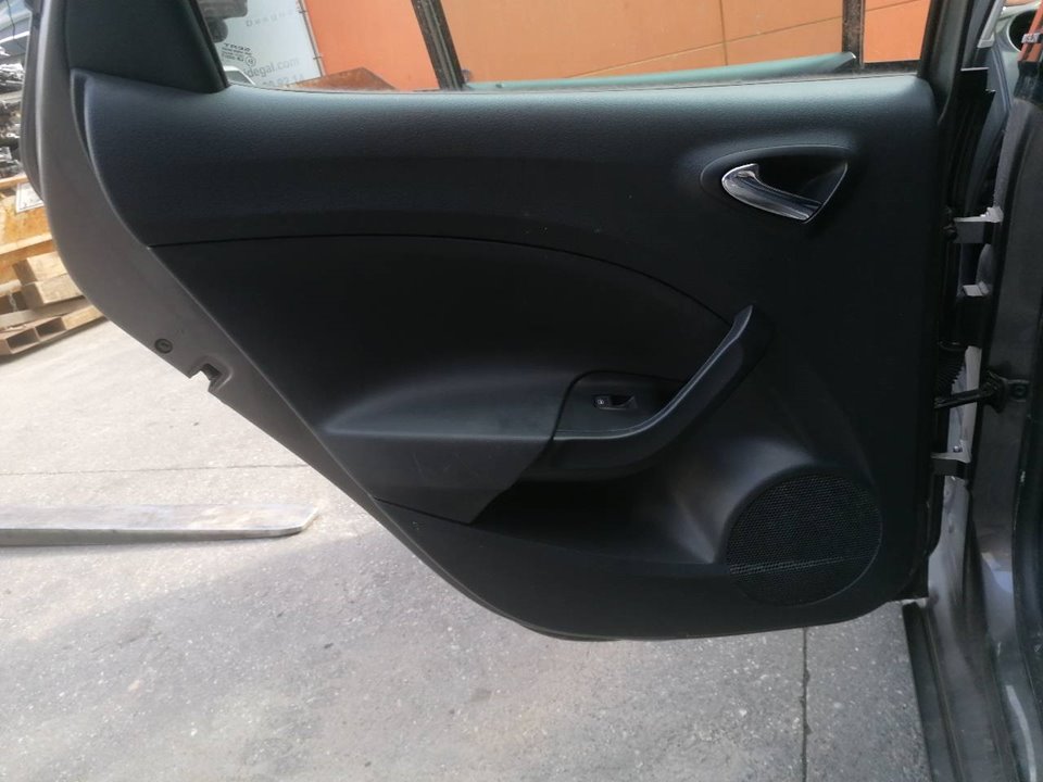 Seat ibiza deals door panel