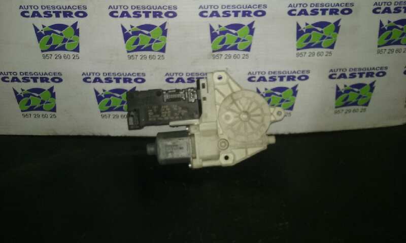 PEUGEOT 407 1 generation (2004-2010) Front Left Door Window Regulator Motor 1137328124 18853947