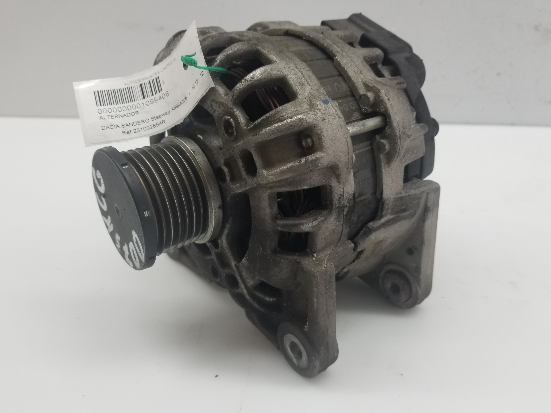 DACIA Sandero 2 generation (2013-2020) Dynamo 231002854R,231002854R 25234191