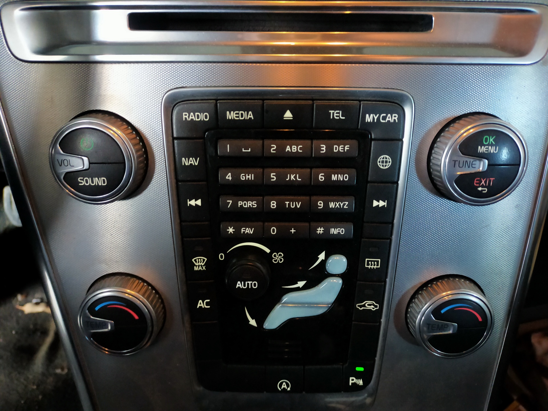 VOLVO XC60 1 generation (2008-2017) Блок клімат-контролю 31443426 20154085