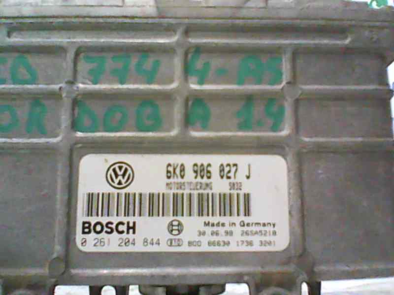 SEAT Cordoba 1 generation (1993-2003) Блок керування двигуном ECU 0261204844 25963792