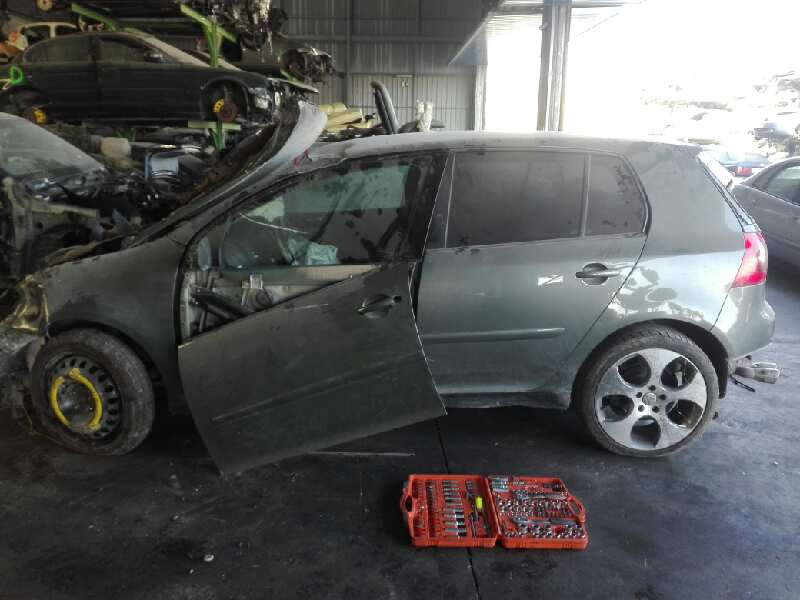 VOLKSWAGEN Golf 5 generation (2003-2009) Priekinė kairė stebulė 1K0407255AA 23779058