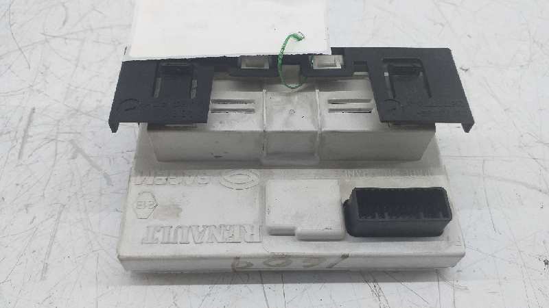 CHEVROLET Alte piese interioare 8200350498A 25958818