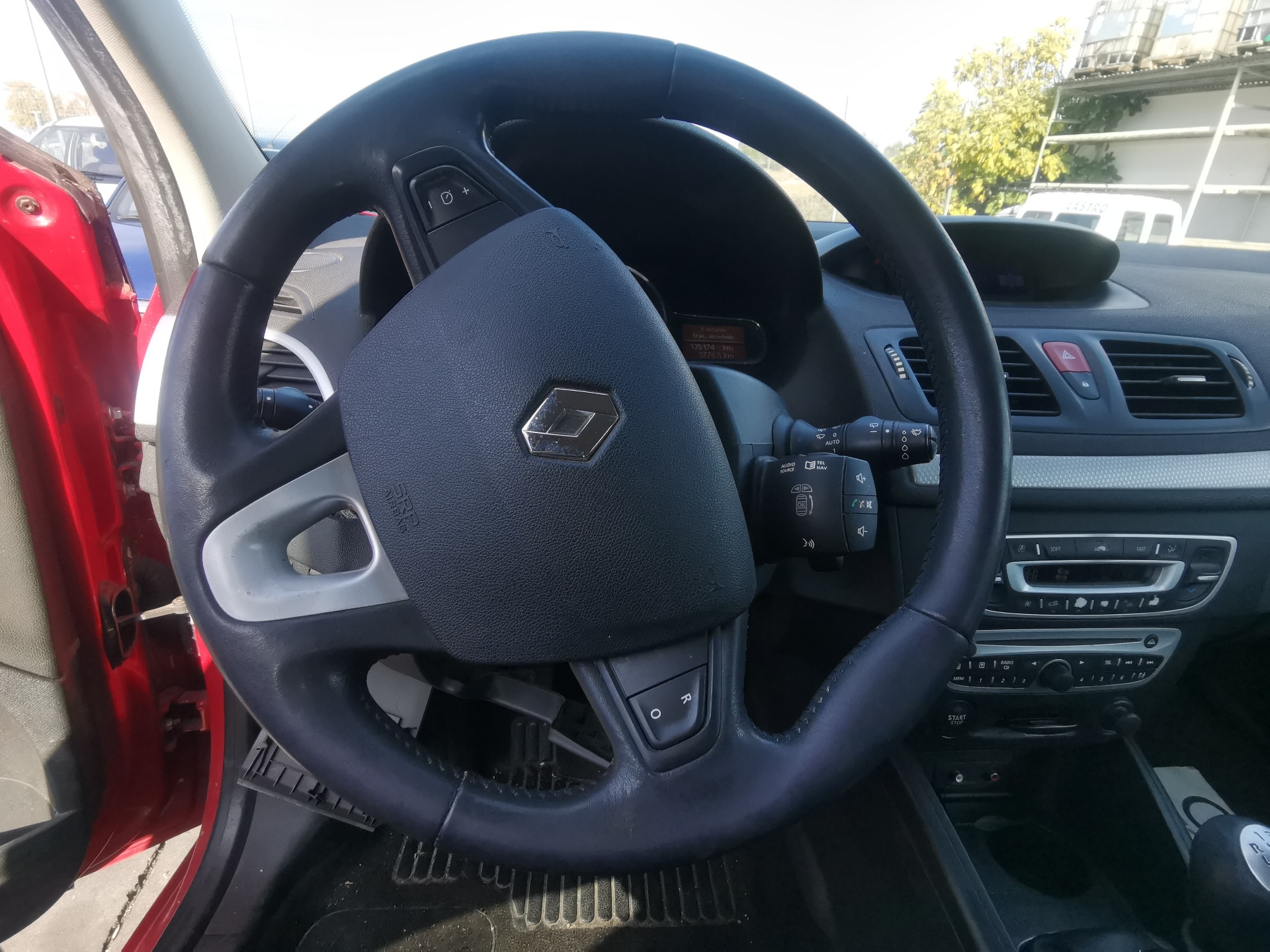 RENAULT Megane 3 generation (2008-2020) Steering Wheel 25229609