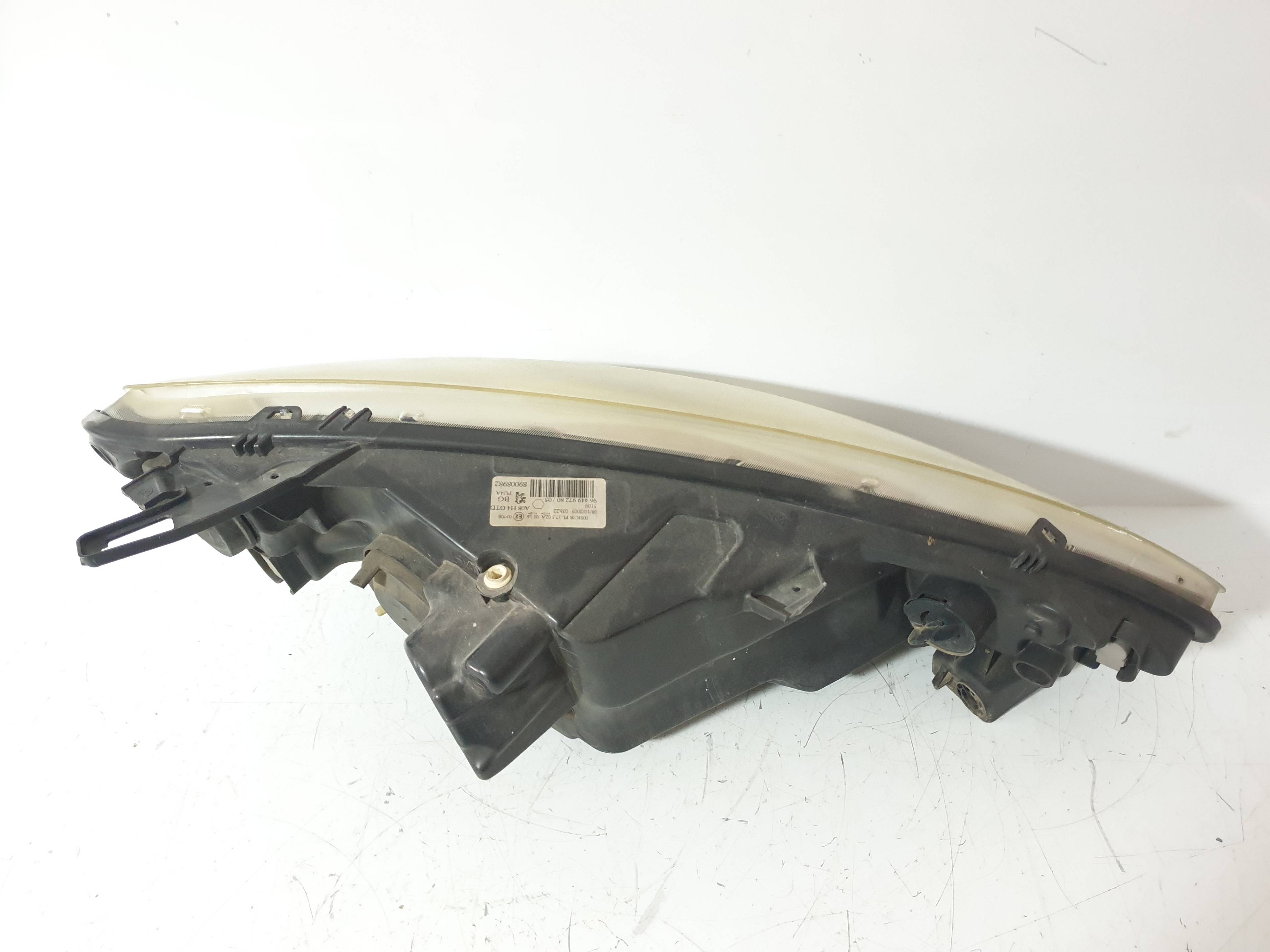 Faro izquierdo NFUTU5JP4 9644997280 de Peugeot 1007 2005-2008 - pieza usada