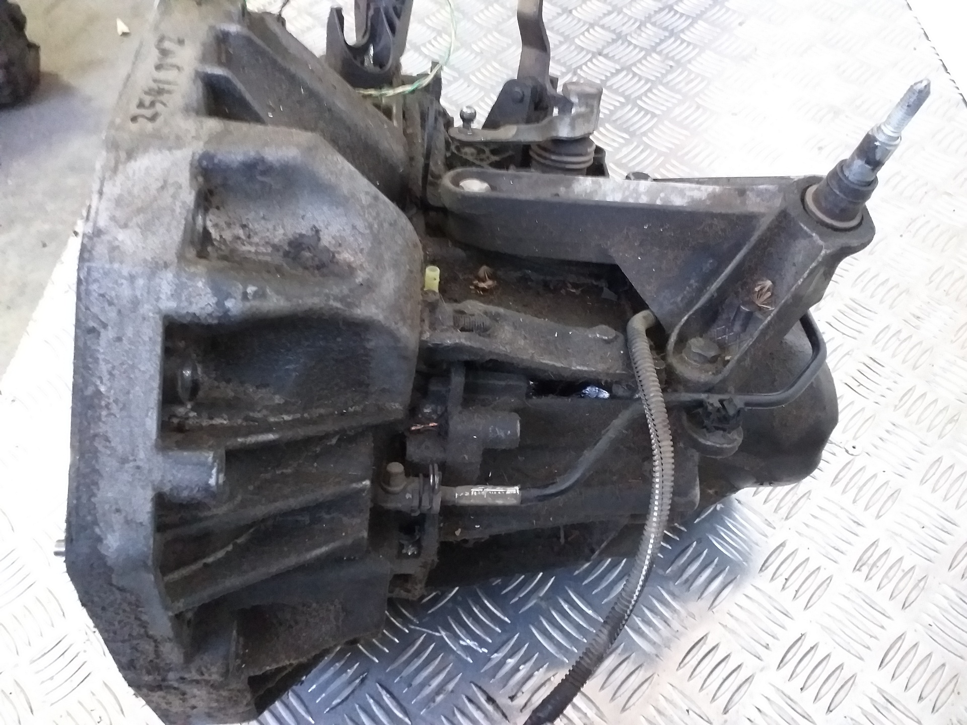 CHEVROLET Modus 1 generation (2004-2012) Gearbox JH3129 18885216