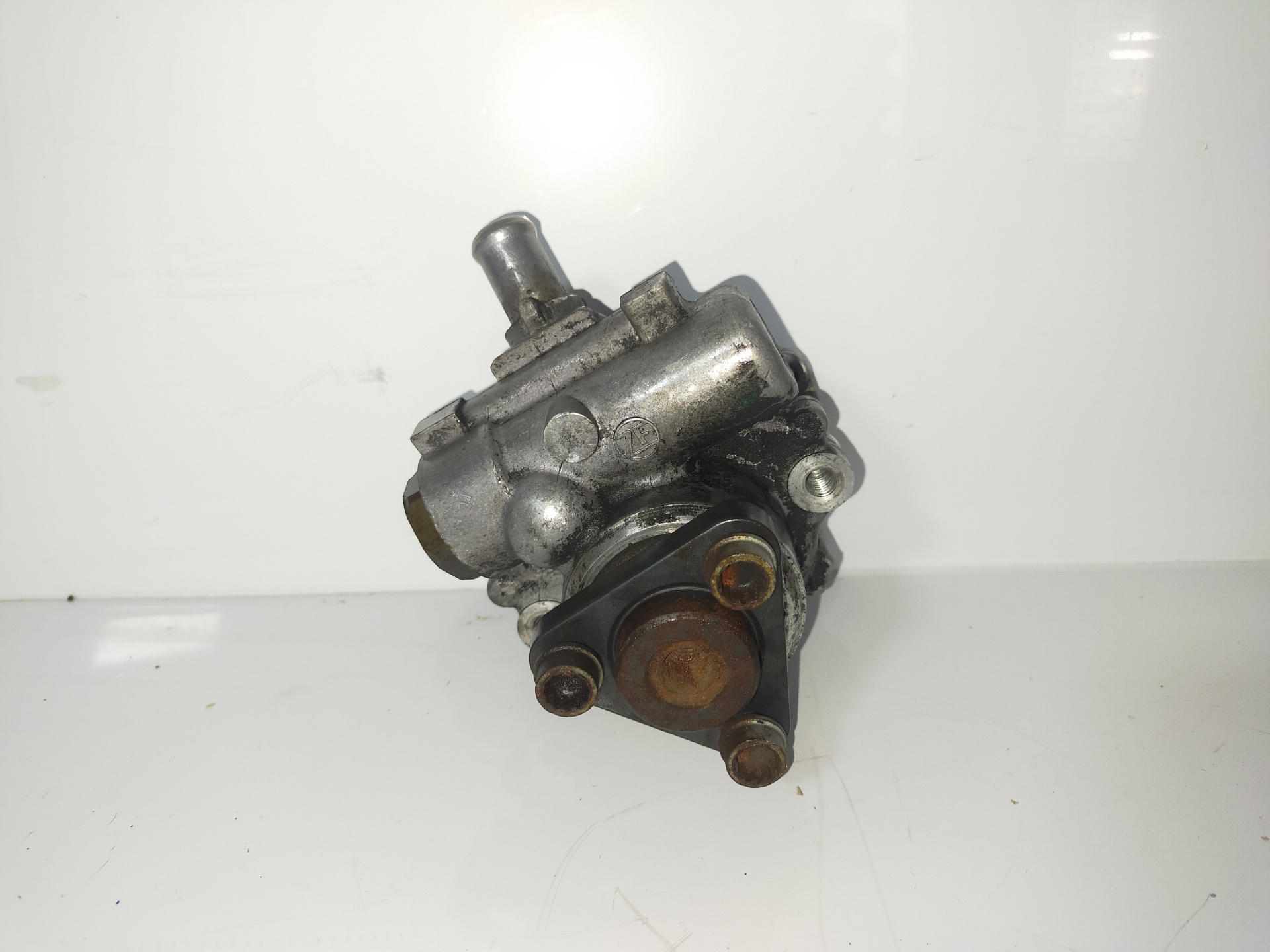 AUDI A4 B7/8E (2004-2008) Power Steering Pump 8EO145155N 18919810