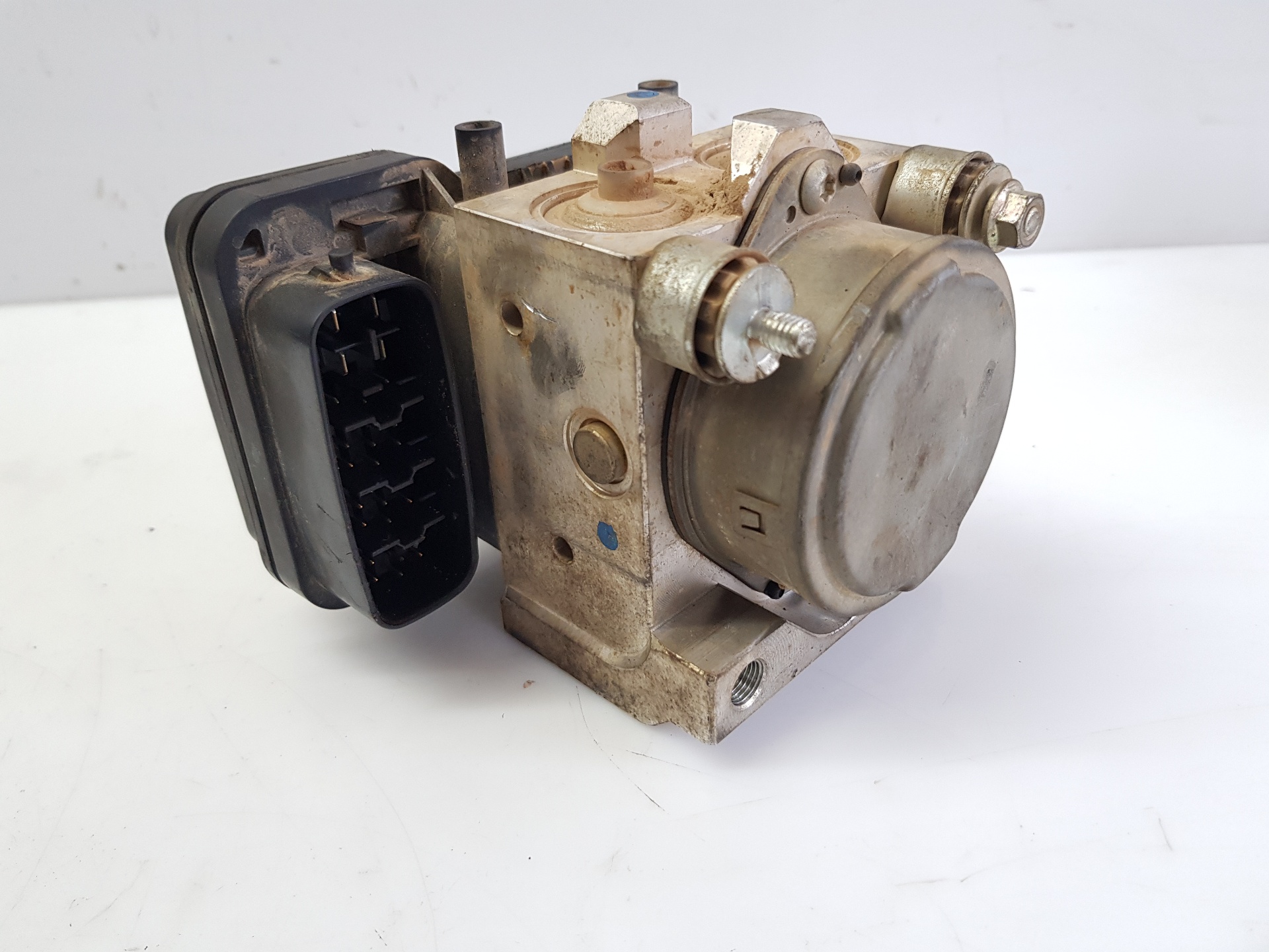 TOYOTA Hilux 7 generation (2005-2015) ABS Pump 4451071030, 4451071030, 8954171030 25228400