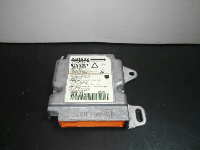 VAUXHALL Laguna 1 generation (1993-2001) SRS Control Unit 8200018830B, 8200018830B 18884660