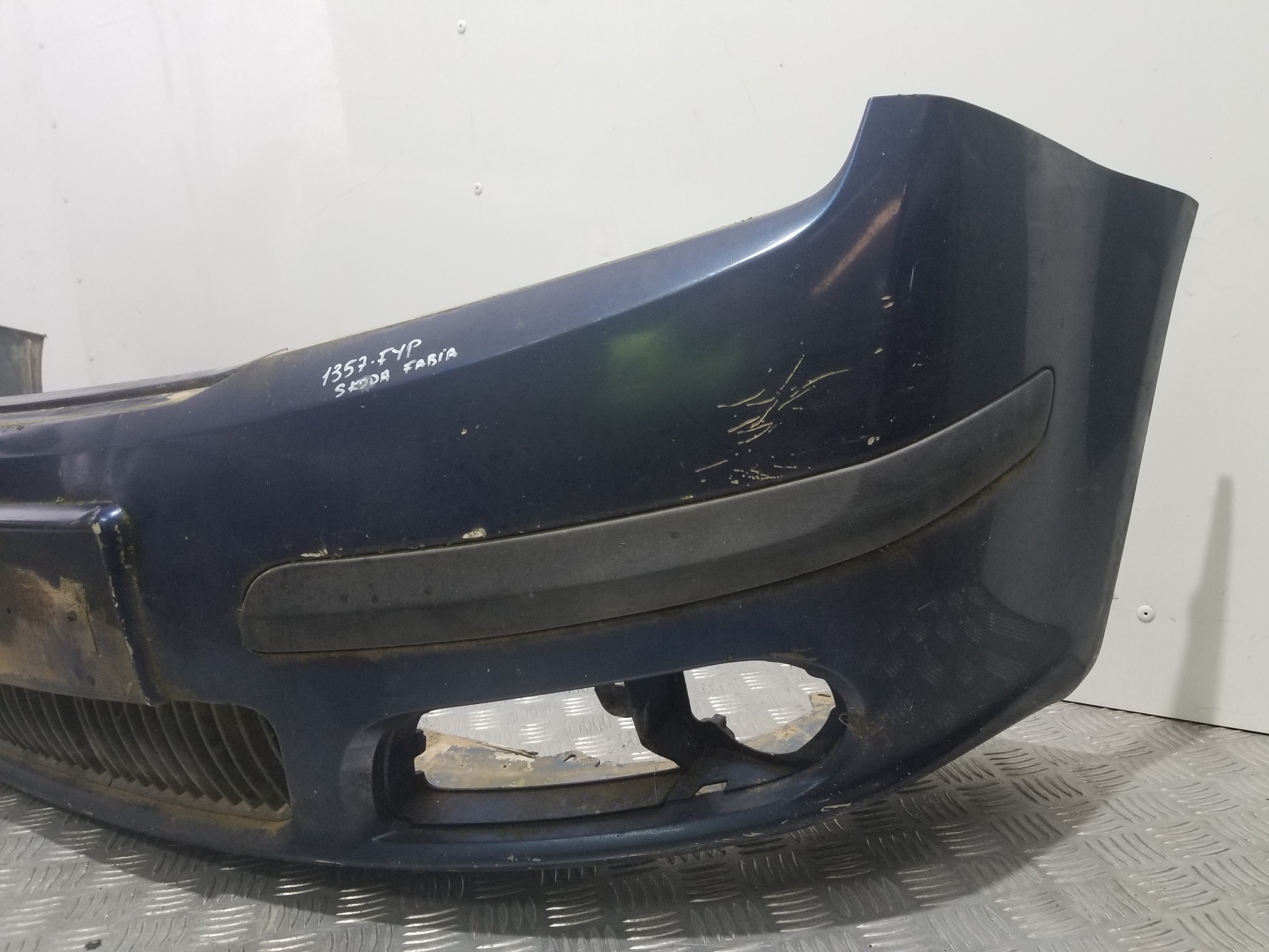 SKODA Fabia 6Y (1999-2007) Front Bumper 25234162