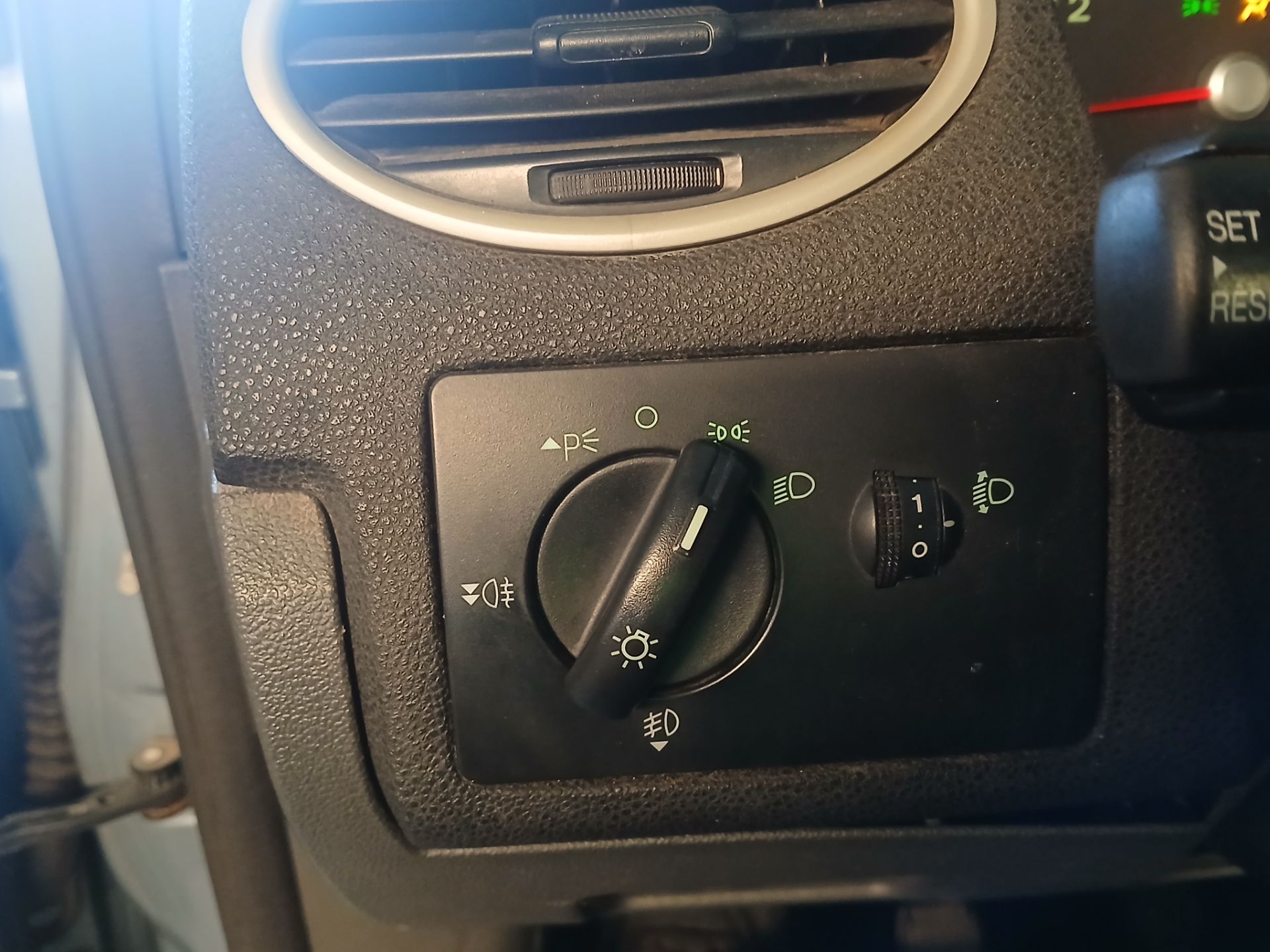 Devio leva luci Ford Focus ii (da_, hcp, dp) 2005-2012
