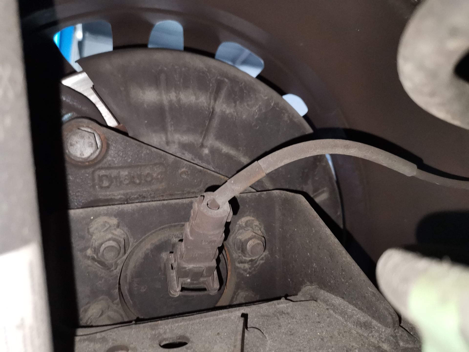 Achsschenkel hinten links G4LA Kia Rio 2016-2018