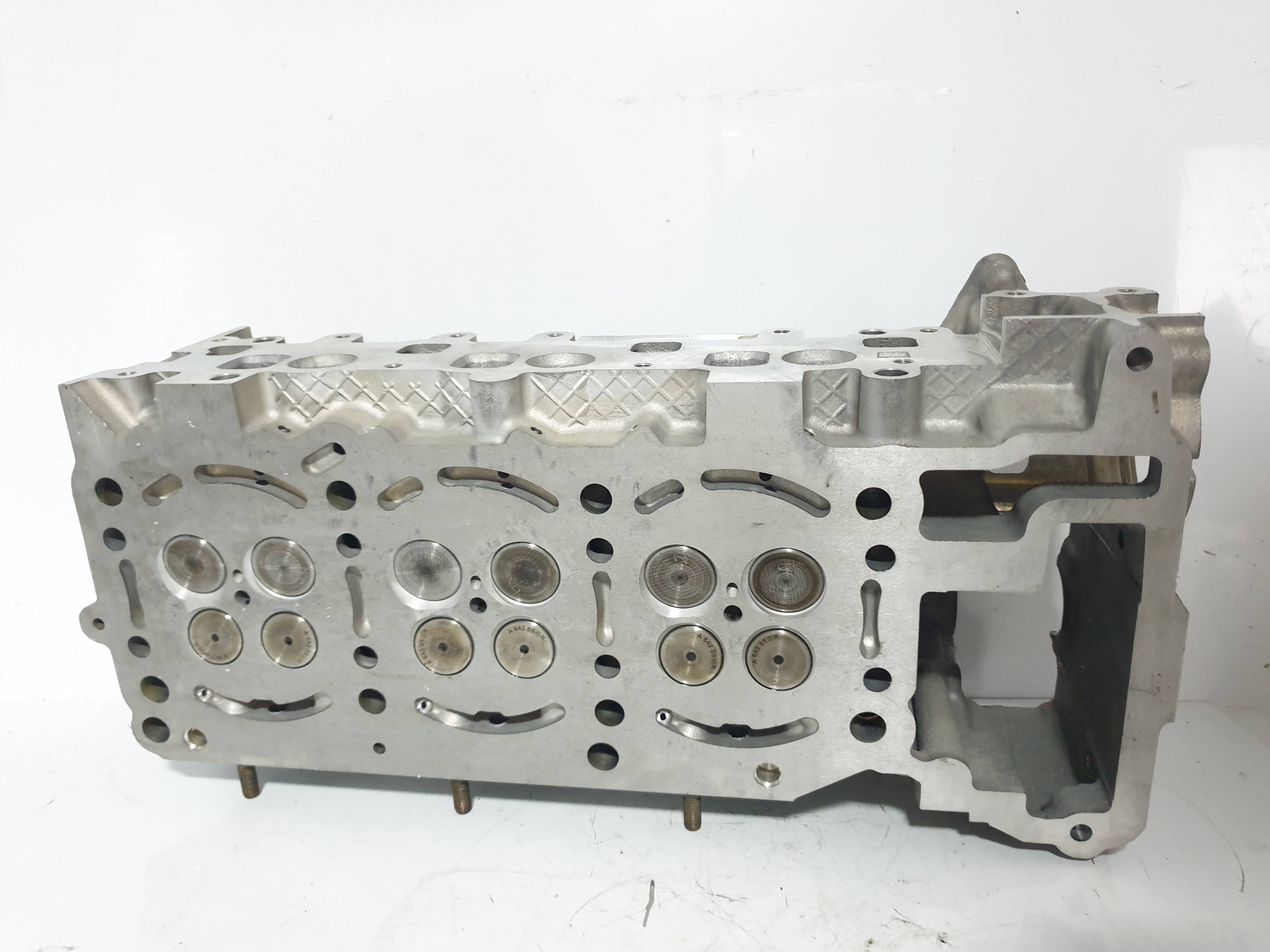 MERCEDES-BENZ M-Class W164 (2005-2011) Chiulasă motor A6420106720, R6420163901 18892696