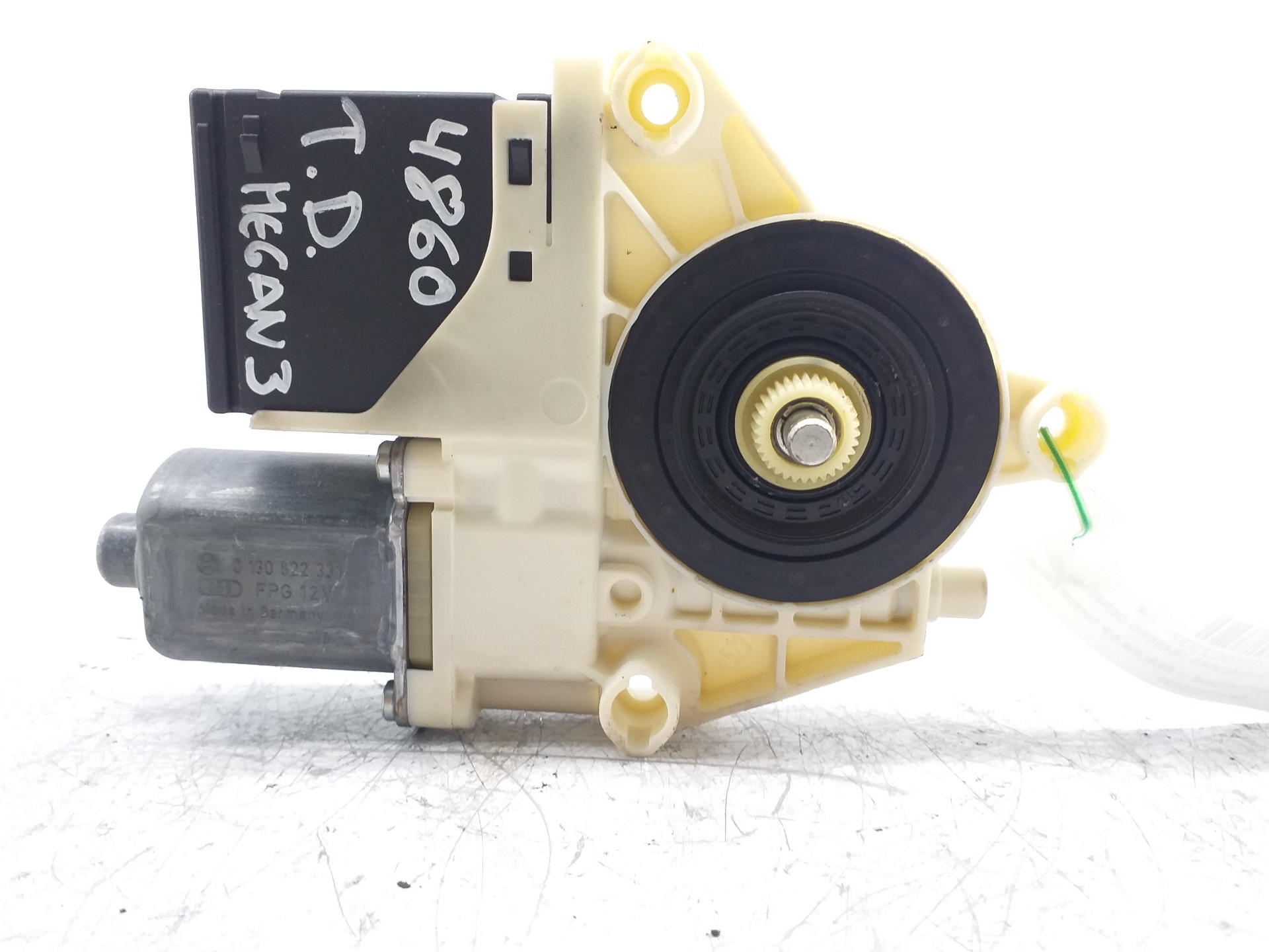 CHEVROLET Megane 3 generation (2008-2020) Motor de control geam ușă  dreapta spate 827300003R, 827300003R 23033037