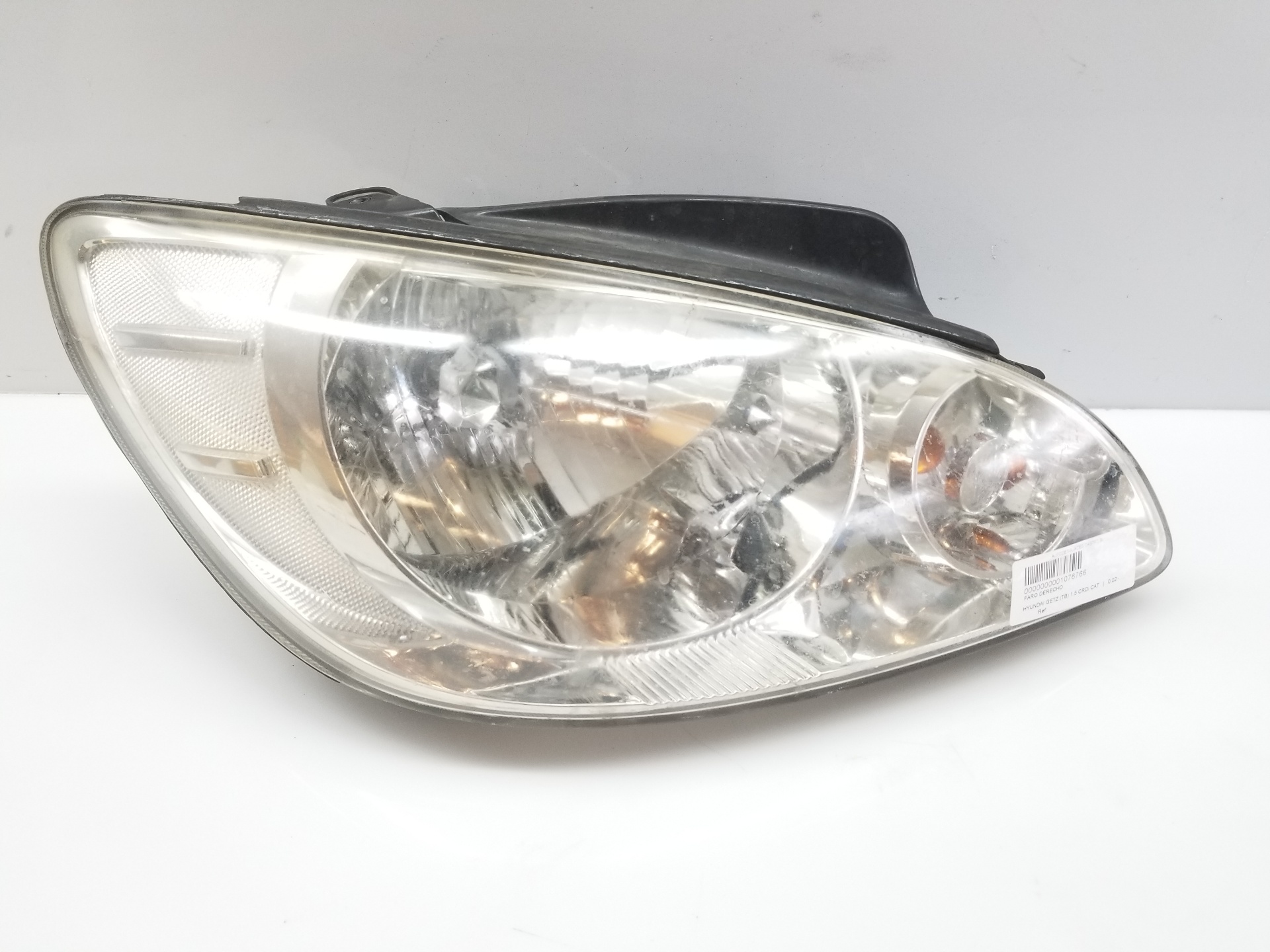 HYUNDAI Getz 1 generation (2002-2011) Oikea etuvalo 25231851