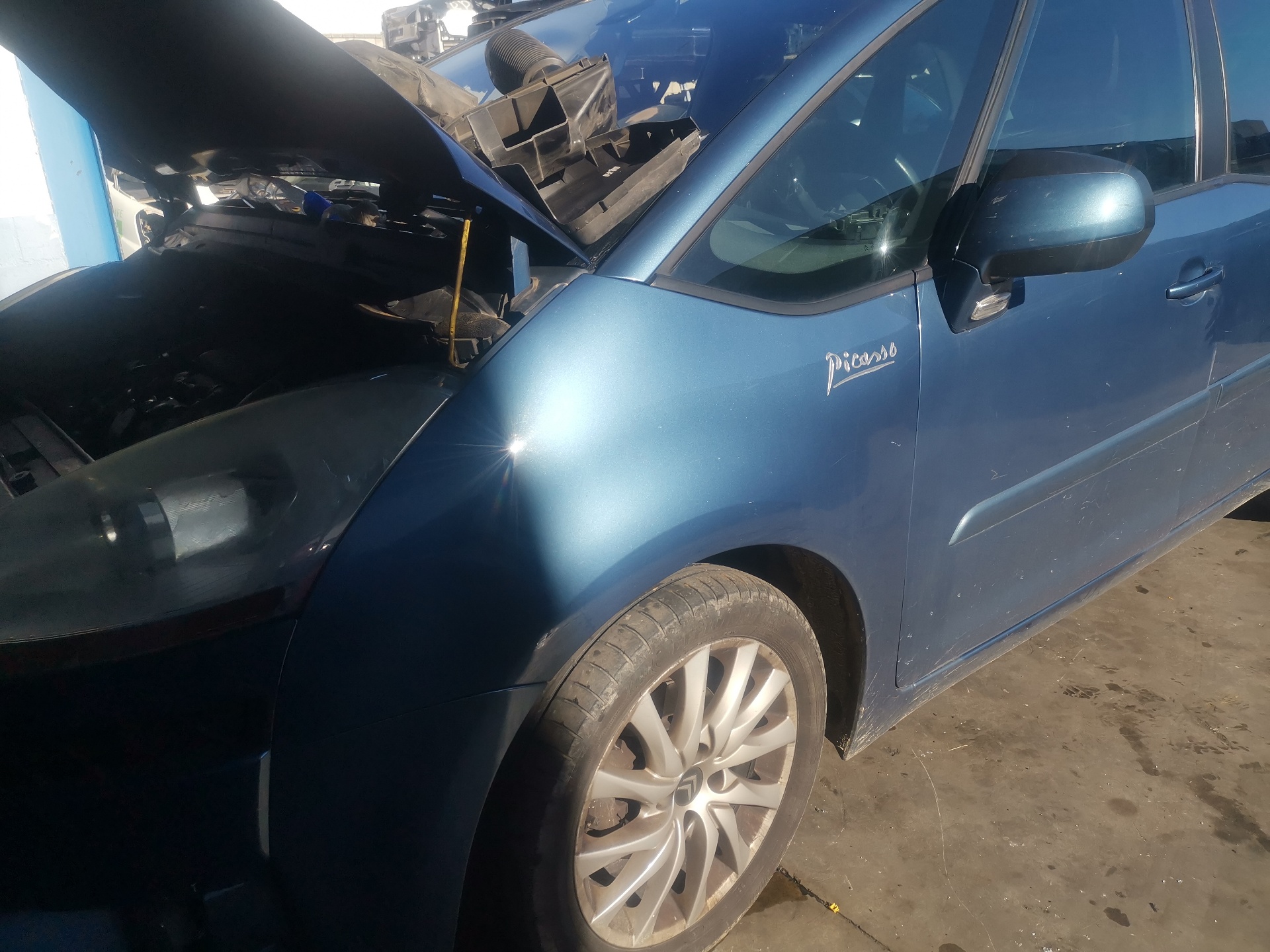 CITROËN C4 Picasso 1 generation (2006-2013) Крыло переднее левое 23033122