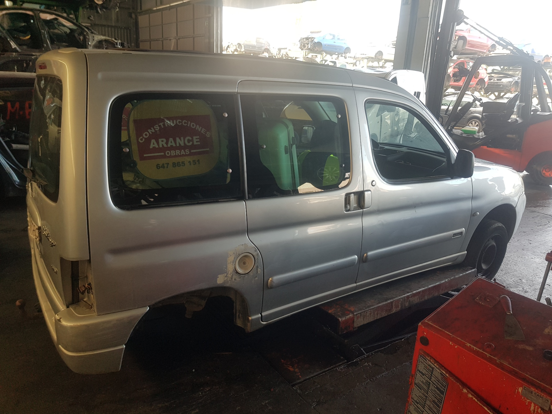 CITROËN Berlingo 1 generation (1996-2012) Left Side Sliding Door 25233752