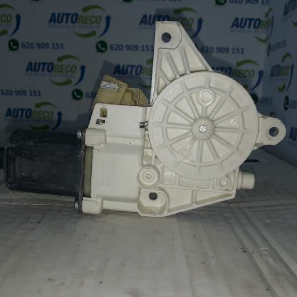 MERCEDES-BENZ M-Class W164 (2005-2011) Front Right Door Window Control Motor 0130822272 18831379