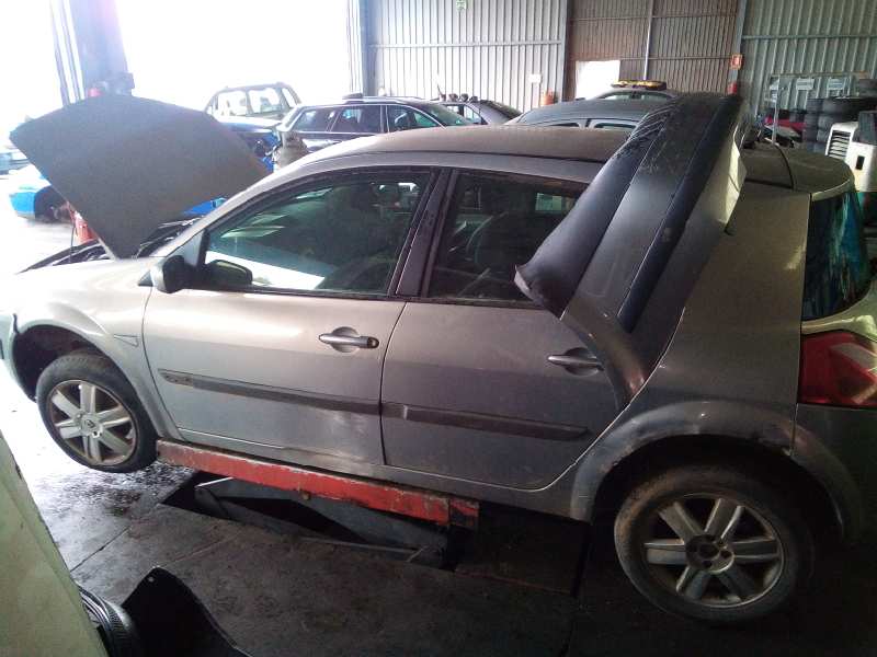 RENAULT Megane 2 generation (2002-2012) Gaisa kondicionēšanas sūknis 8200457418, 8200457418 25957359