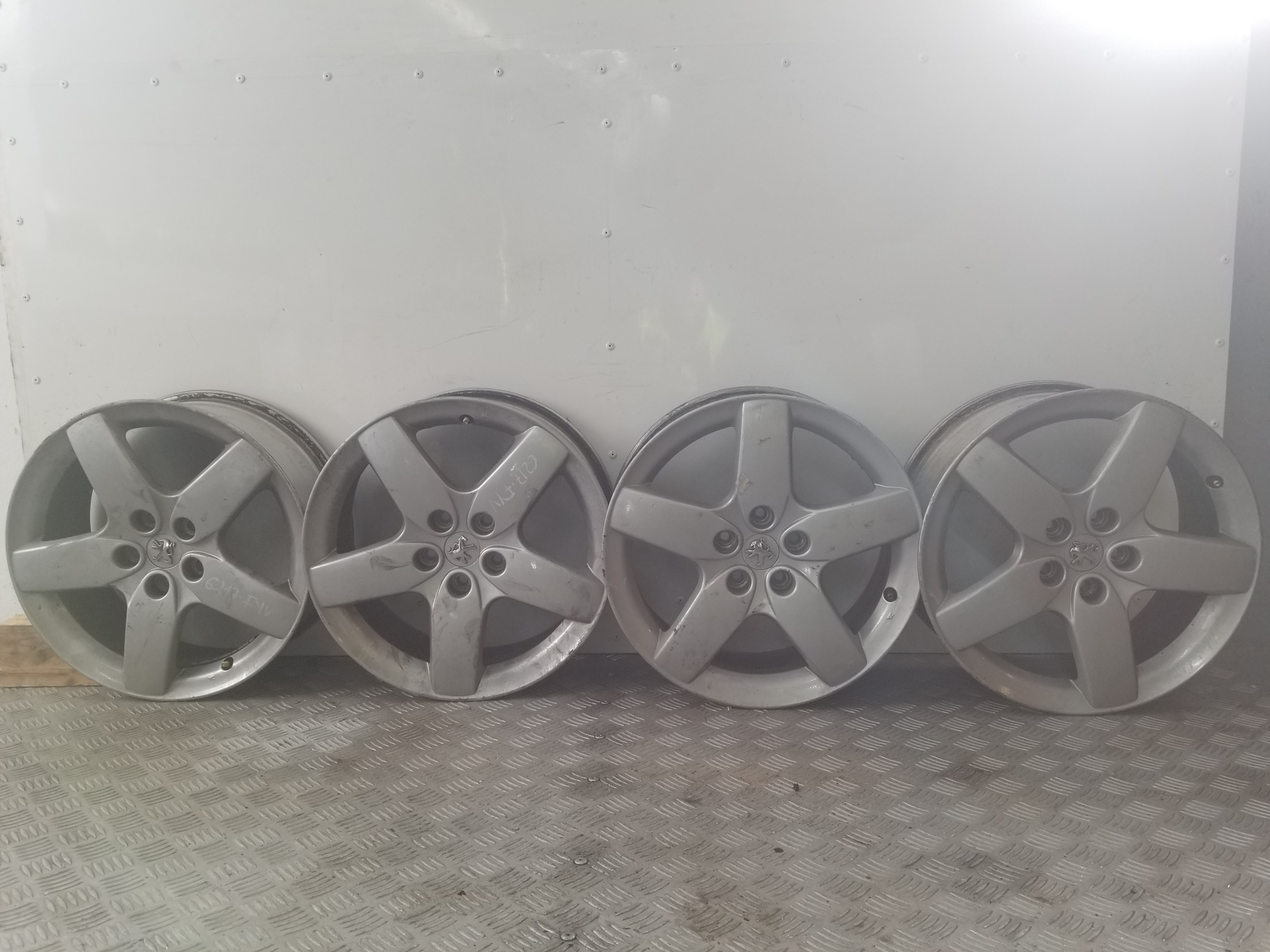 PEUGEOT 407 1 generation (2004-2010) Wheel Set 9644508180, 9644508180 25233343