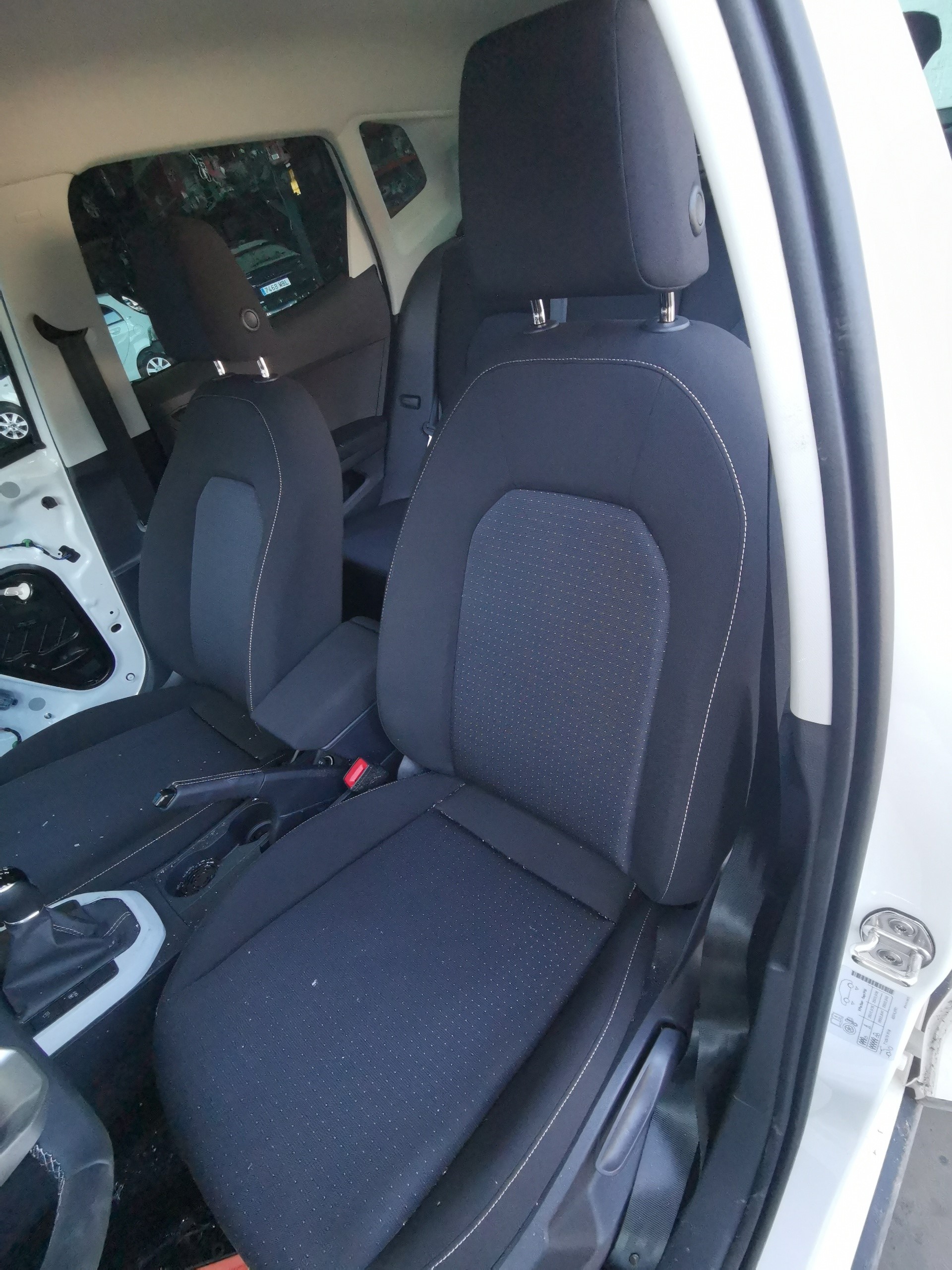 SEAT Arona 1 generation (2017-2024) Cиденье салона 23750491