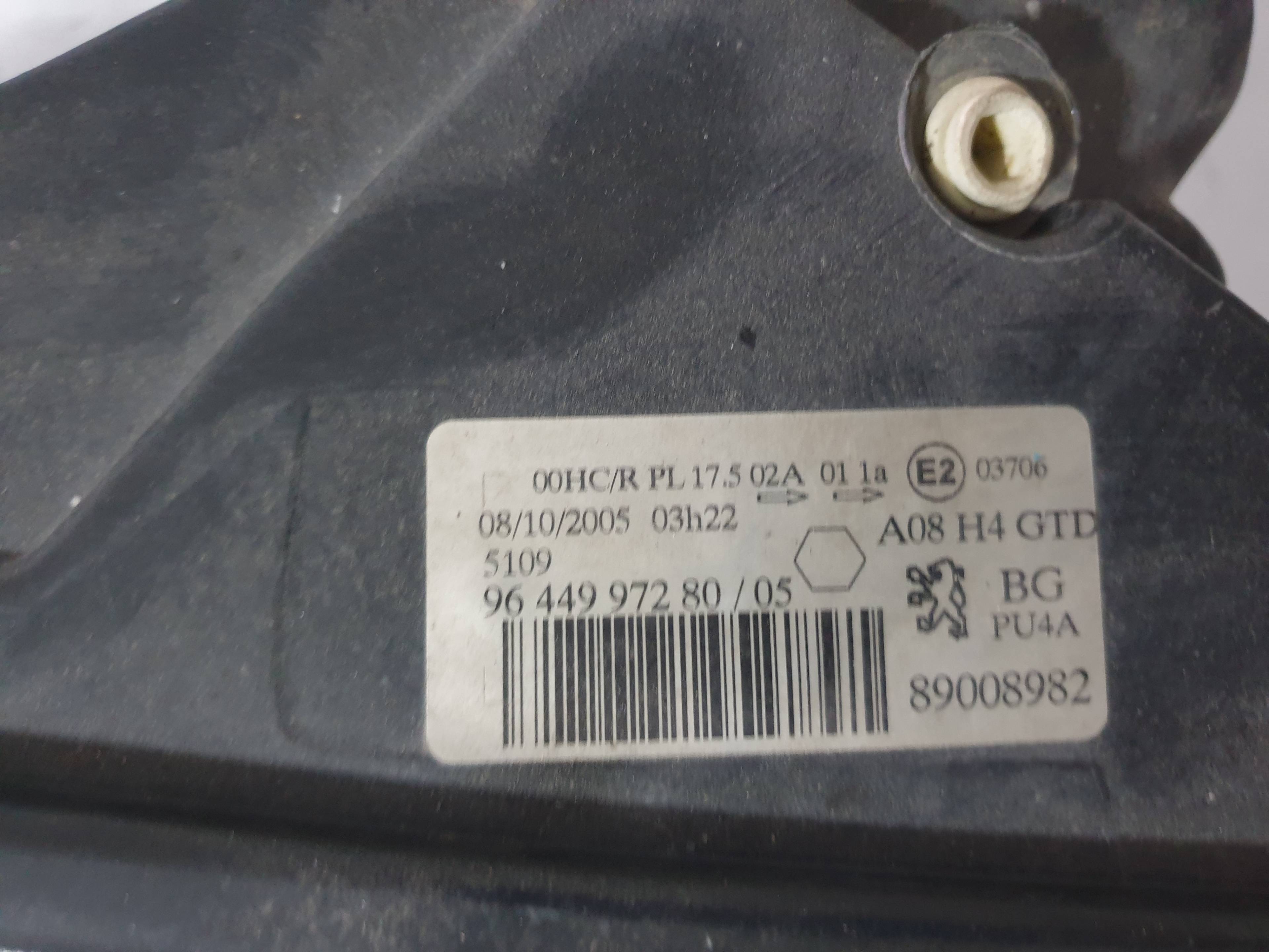 Faro izquierdo NFUTU5JP4 9644997280 de Peugeot 1007 2005-2008 - pieza usada