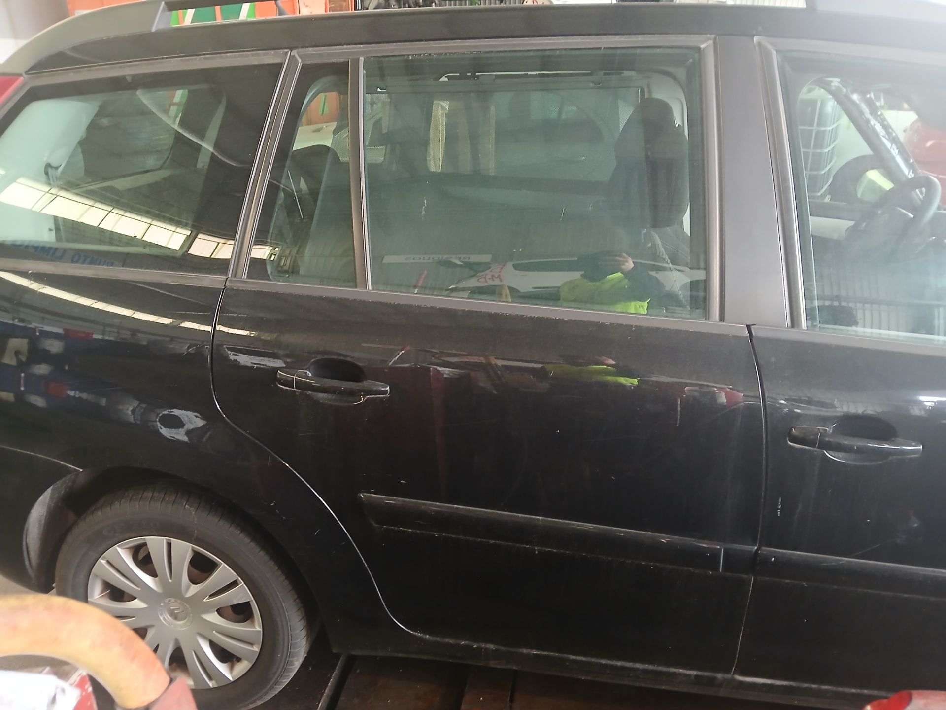 Porte arrière droit Citroen C4 grand picasso 2010-2010