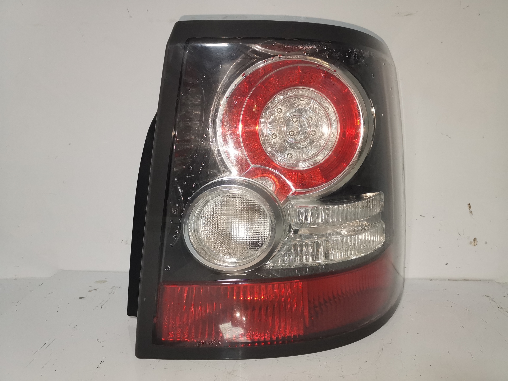 LAND ROVER Range Rover Sport 1 generation (2005-2013) Rear Right Taillight Lamp 25233636
