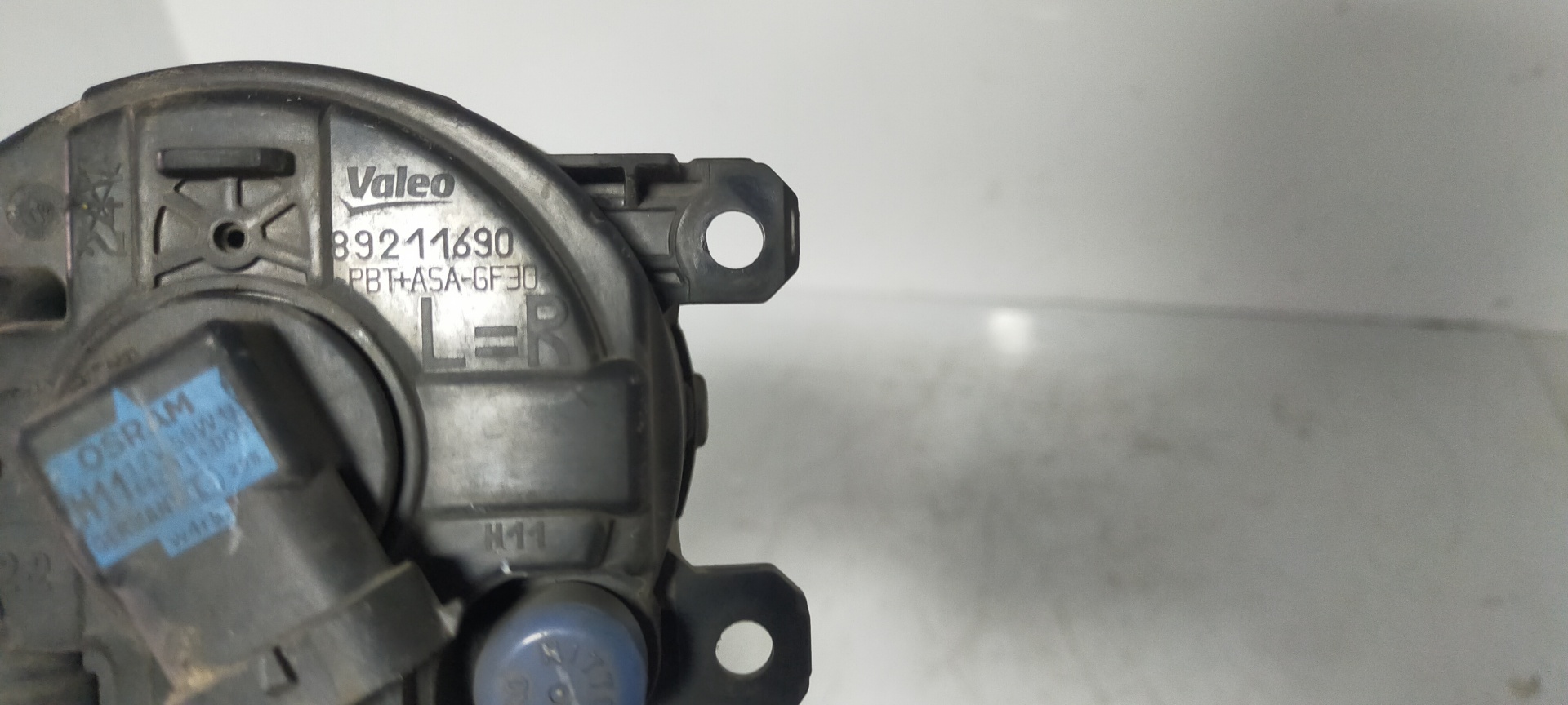 Nebelscheinwerfer rechts 9HC 89211690 de Peugeot 308 2014-2015 - pieza usada