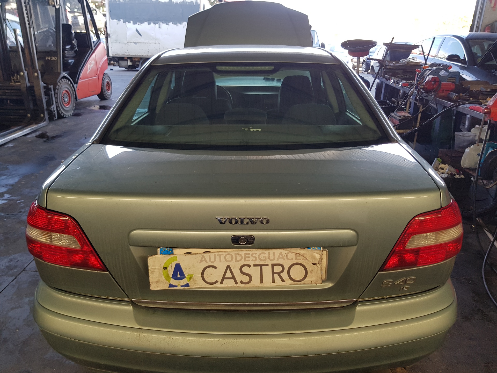 VOLVO S40 1 generation (1996-2004) Coffre arrière 25231238