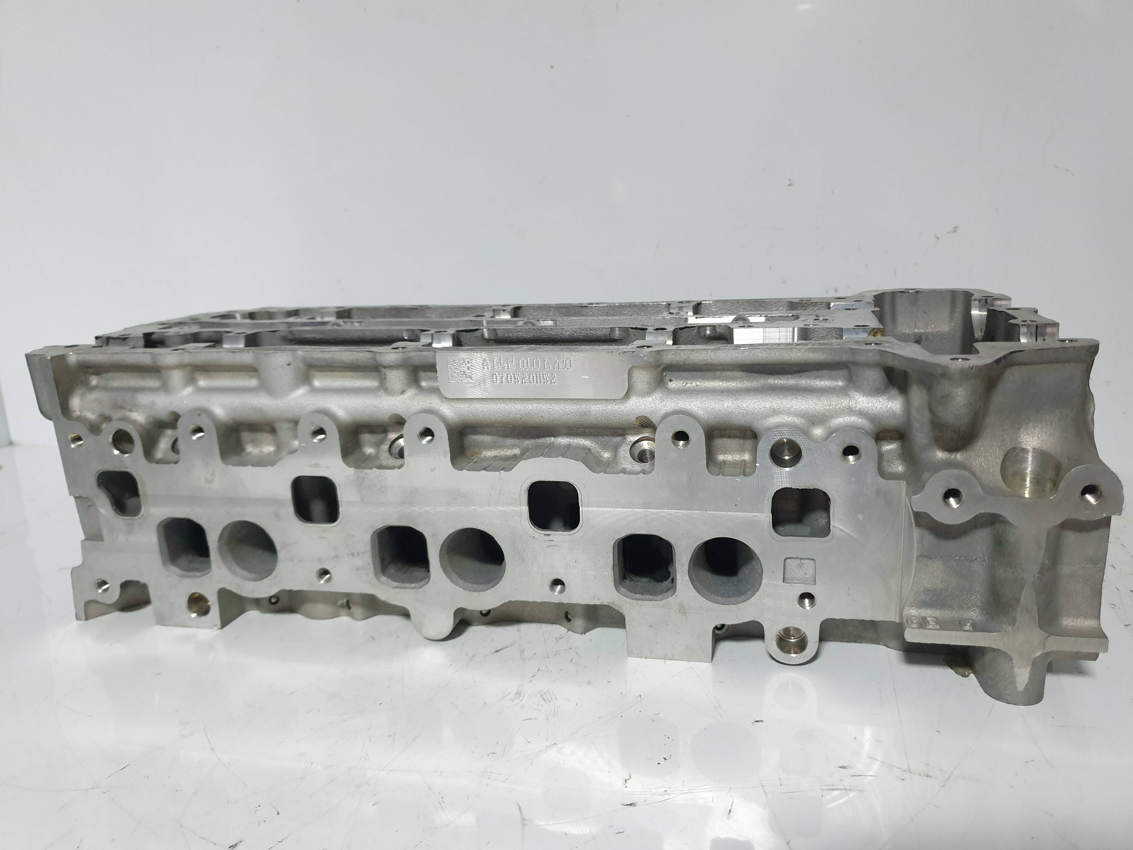 MERCEDES-BENZ M-Class W164 (2005-2011) Chiulasă motor A6420106720, R6420163901 18892696