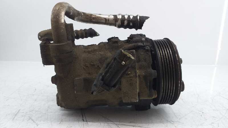 RENAULT Corsa C (2000-2006) Помпа кондиціонера GM13106850,1512F 18913758