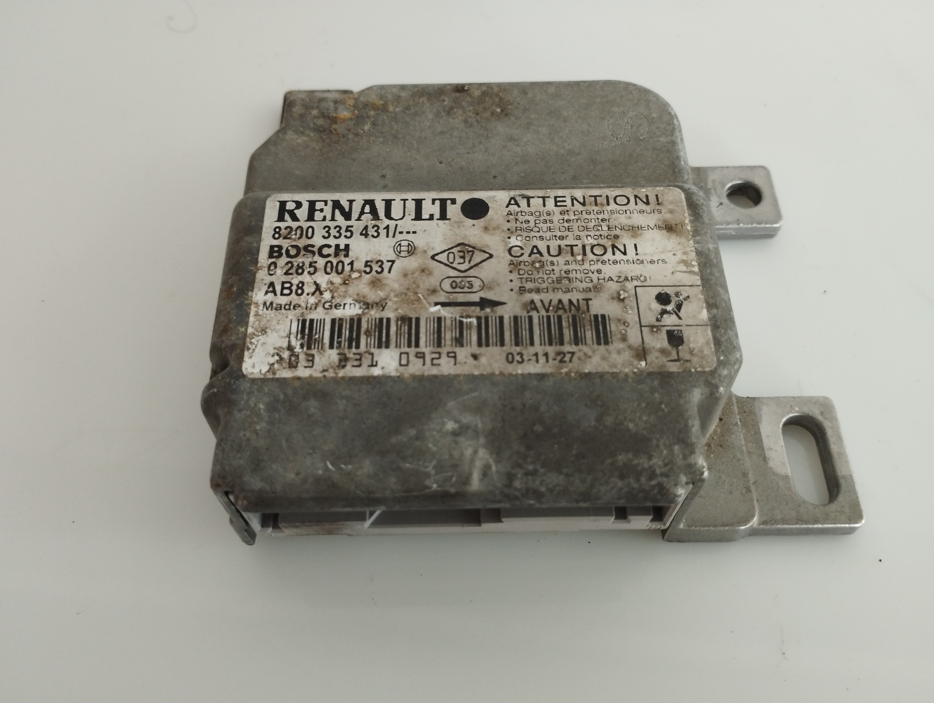 RENAULT Clio 3 generation (2005-2012) SRS Control Unit 8200335431, 0285001537 25230297