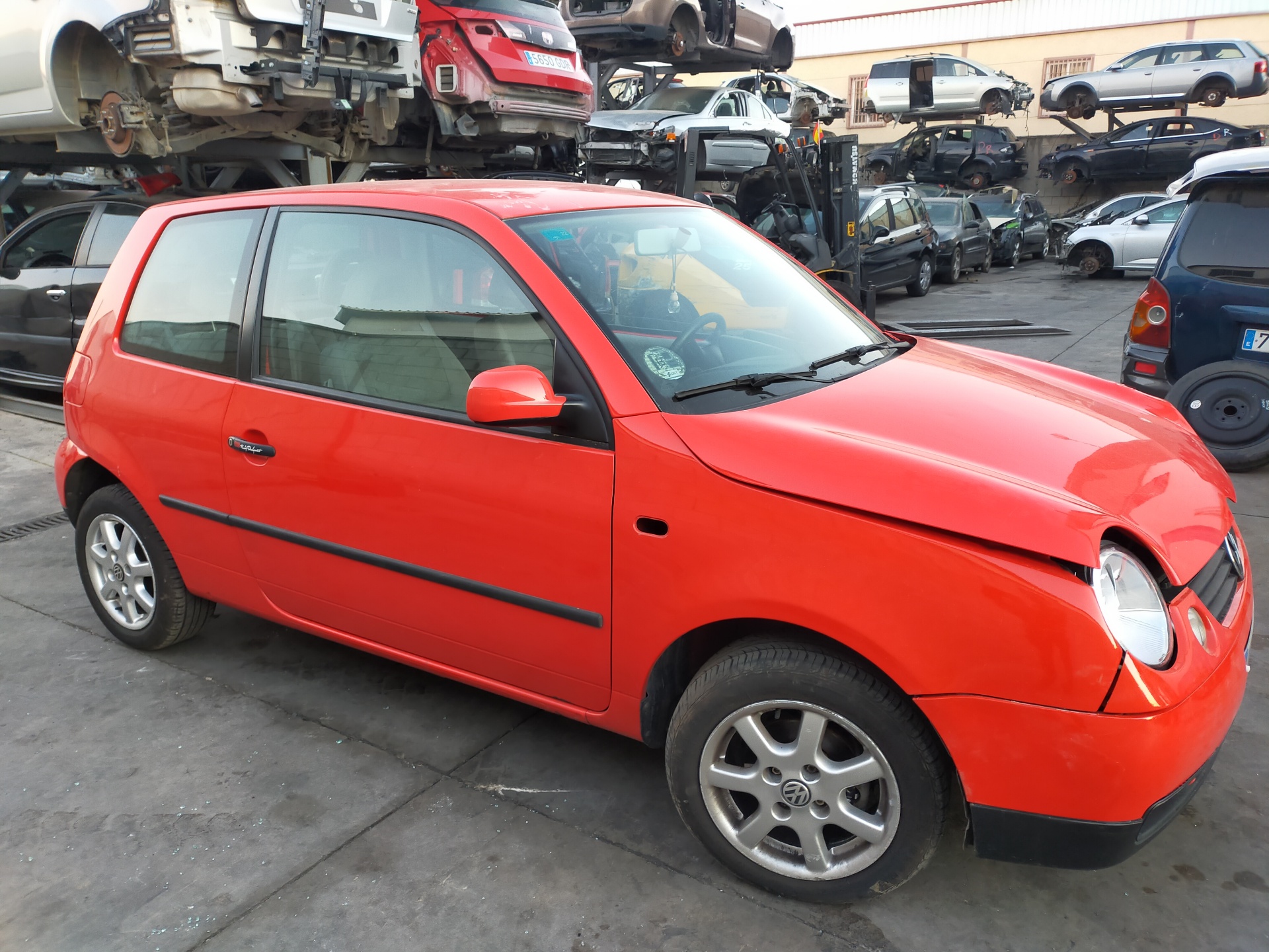 VOLKSWAGEN Lupo 6X (1998-2005) Oikea etuistuin 25229589