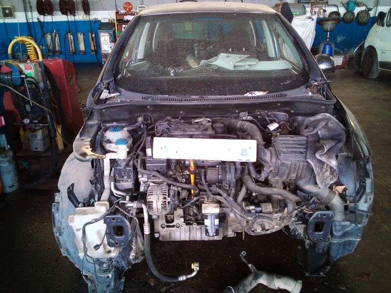 SEAT Toledo 3 generation (2004-2010) Охлаждающий радиатор 1K0820411G, 1K0820411G 23032891