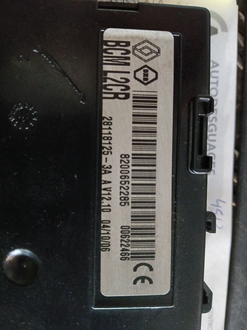Modulo elettronico 8200652285 de Renault Clio iii (br0/1, cr0/1) 2007-2006