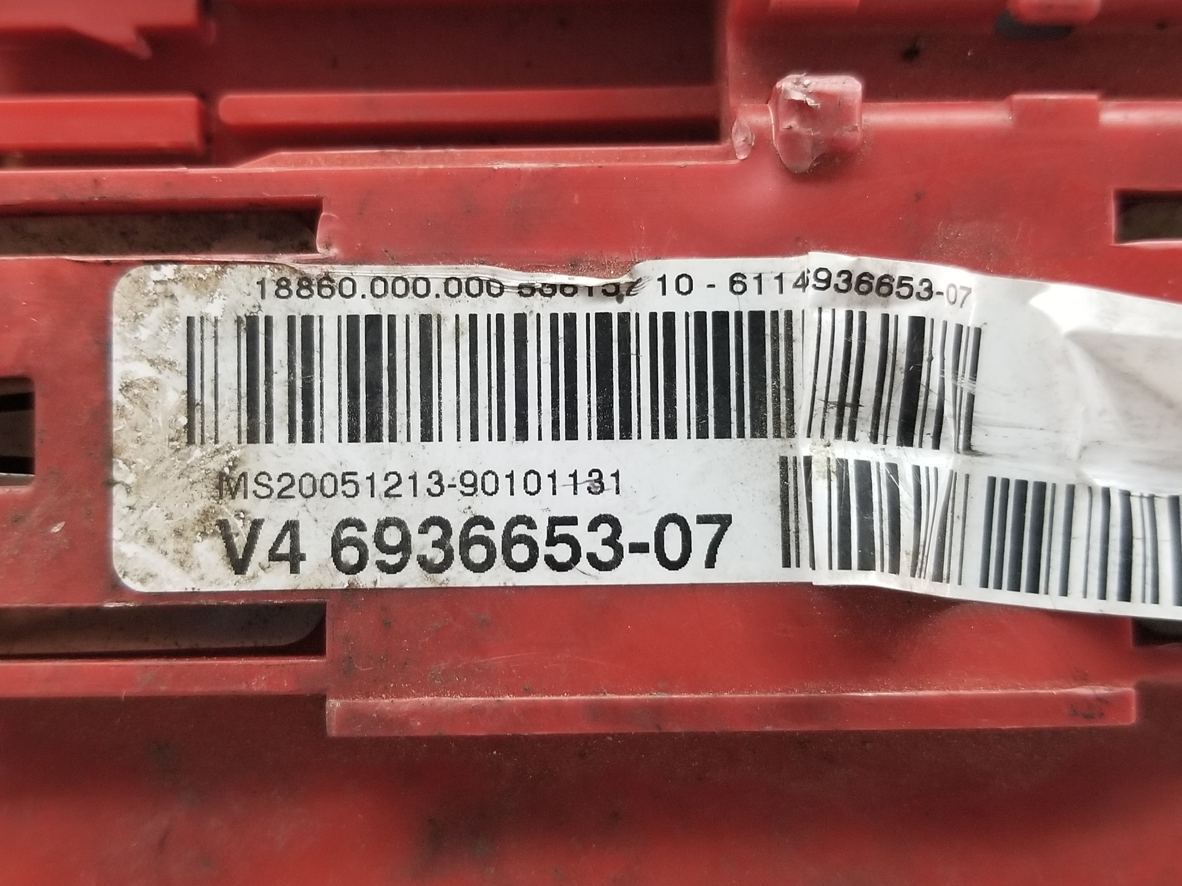 Caja de relés / fusibles 204D4D 6936653 de Bmw Serie 3 2005-2012 - pieza usada