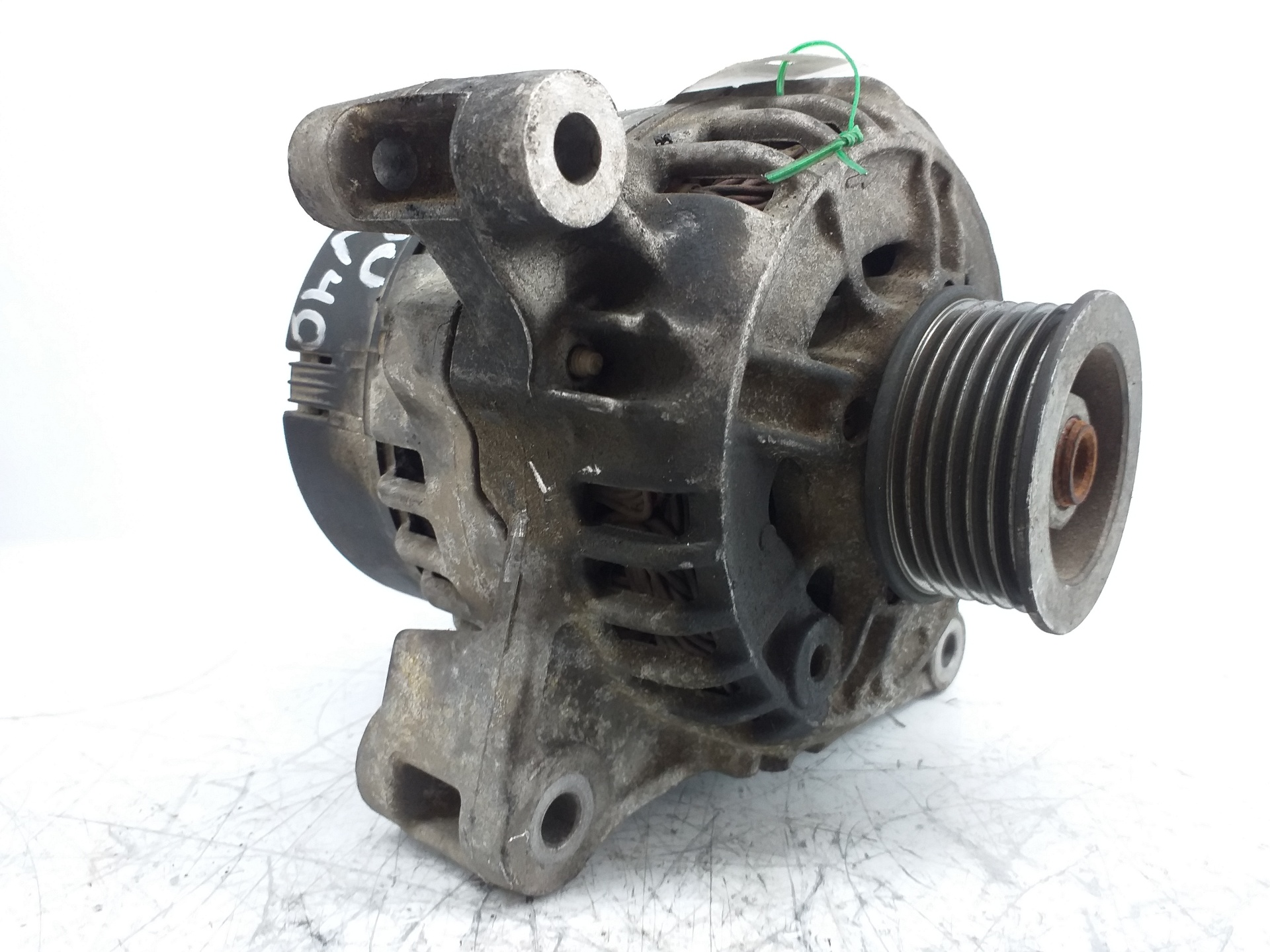 VOLVO V40 1 generation (1996-2004) Alternator 0123315021,0123315021 18981489