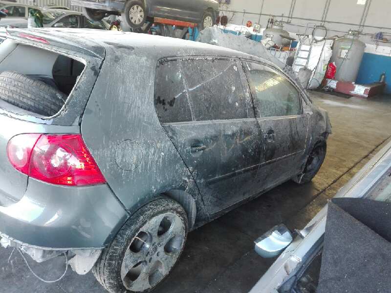 VOLKSWAGEN Golf 5 generation (2003-2009) Priekinė kairė stebulė 1K0407255AA 23779058