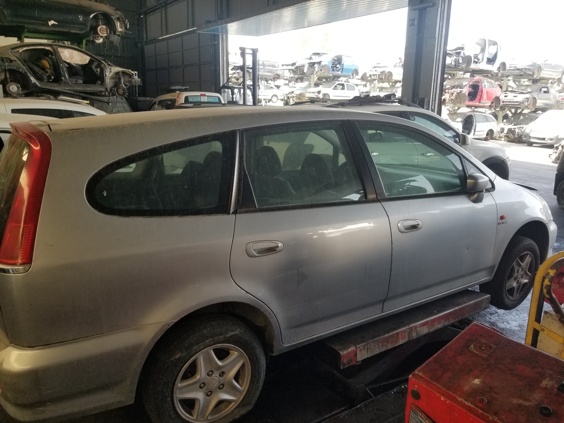 HONDA Stream 1 generation (2000-2006) Ліва передня крило 26336121