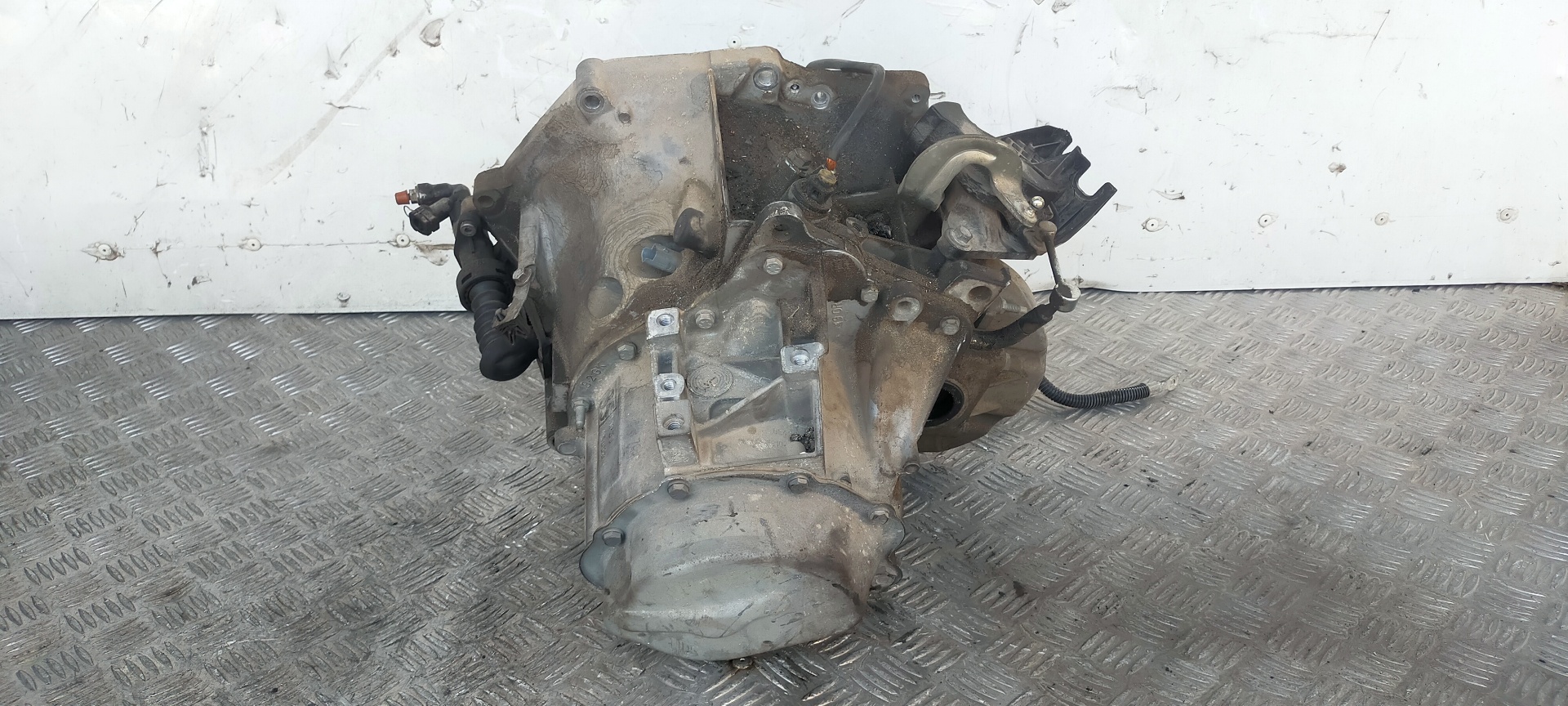 PEUGEOT Partner 2 generation (2008-2023) Коробка передач 20DP33 25964305