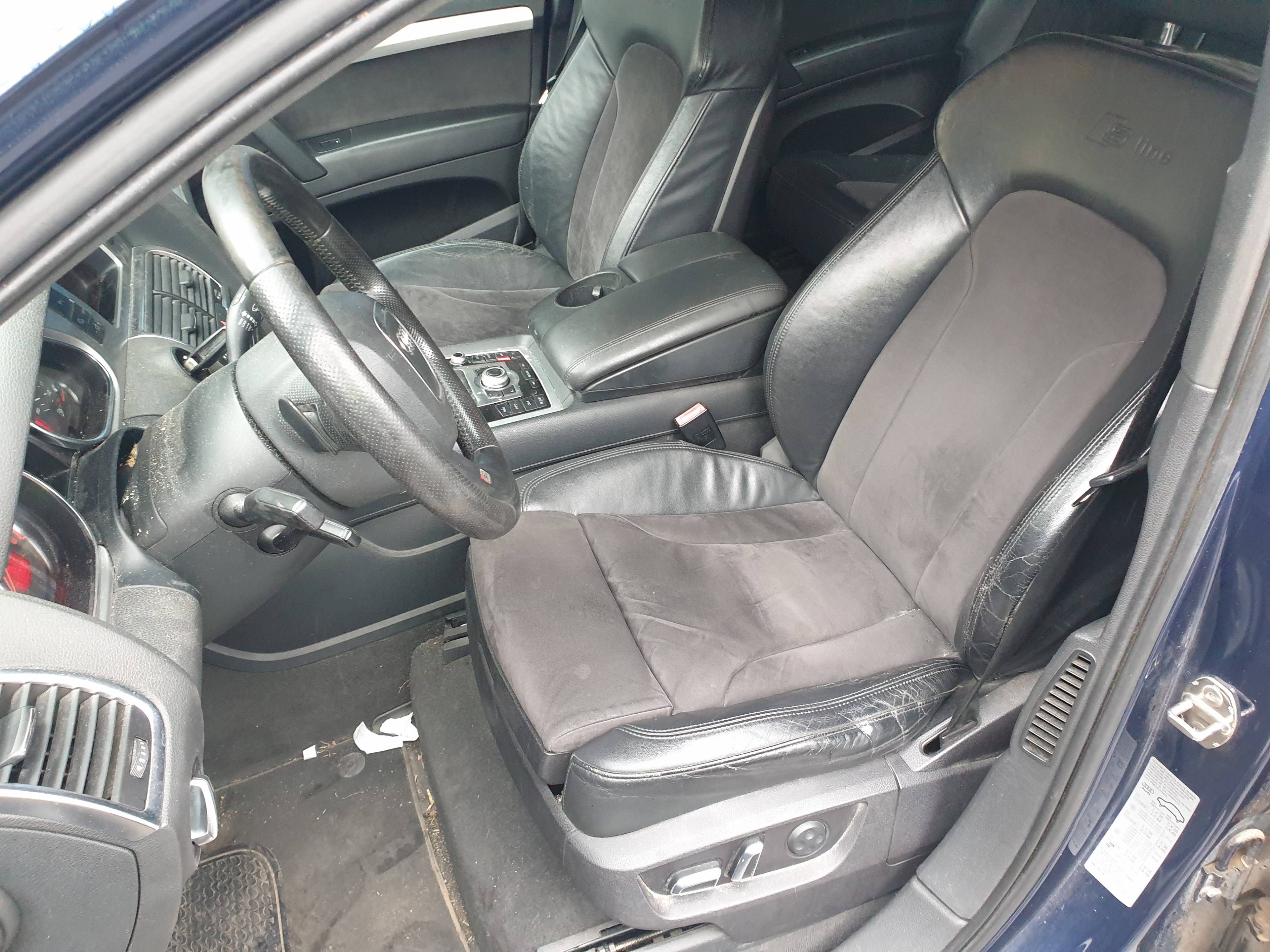 AUDI Q7 4L (2005-2015) Ремень безопасности задний правый 606669800 23041689