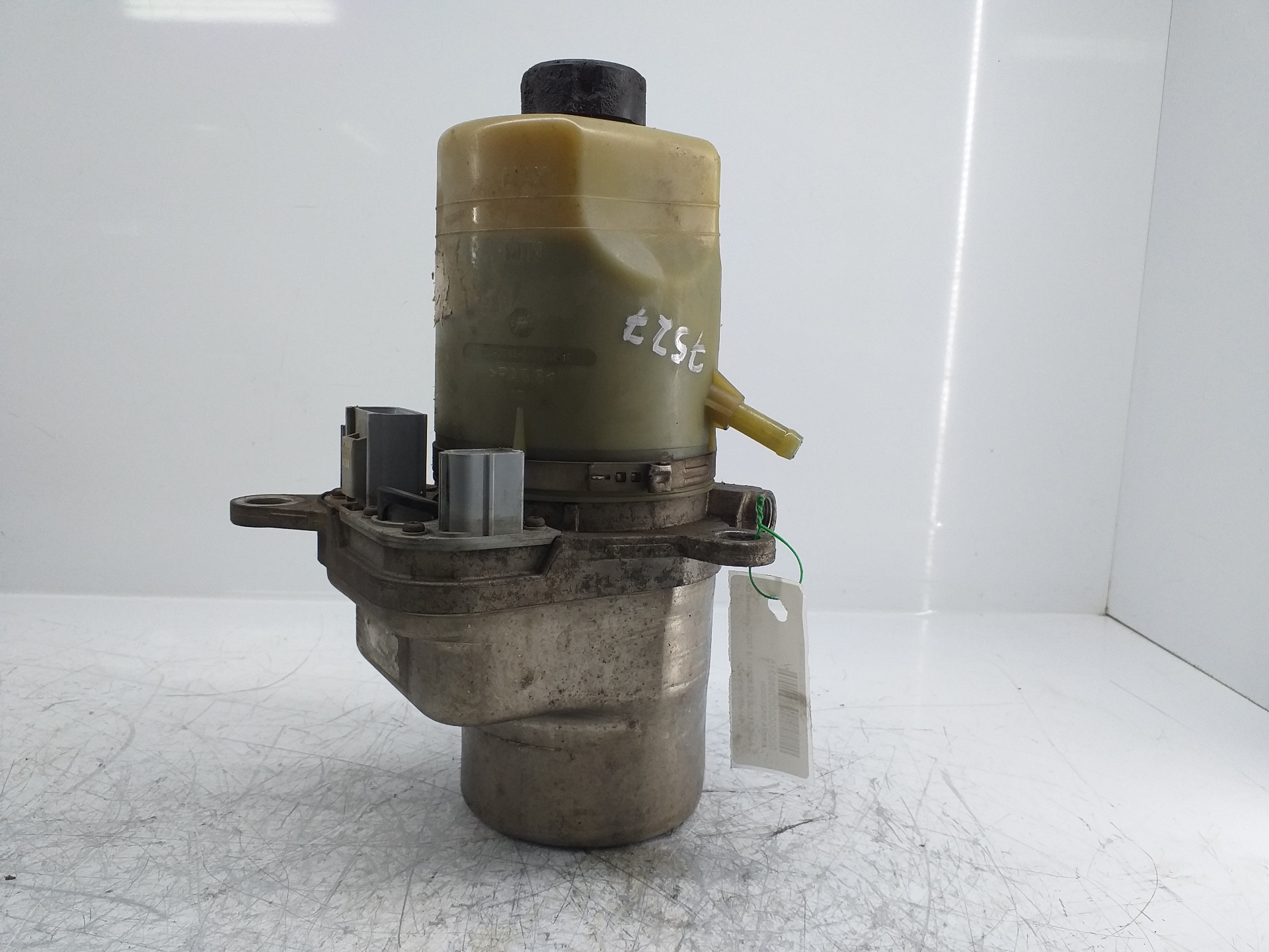 FORD Focus 2 generation (2004-2011) Power Steering Pump 4M513K514CA, 4M513K514CA 18990804