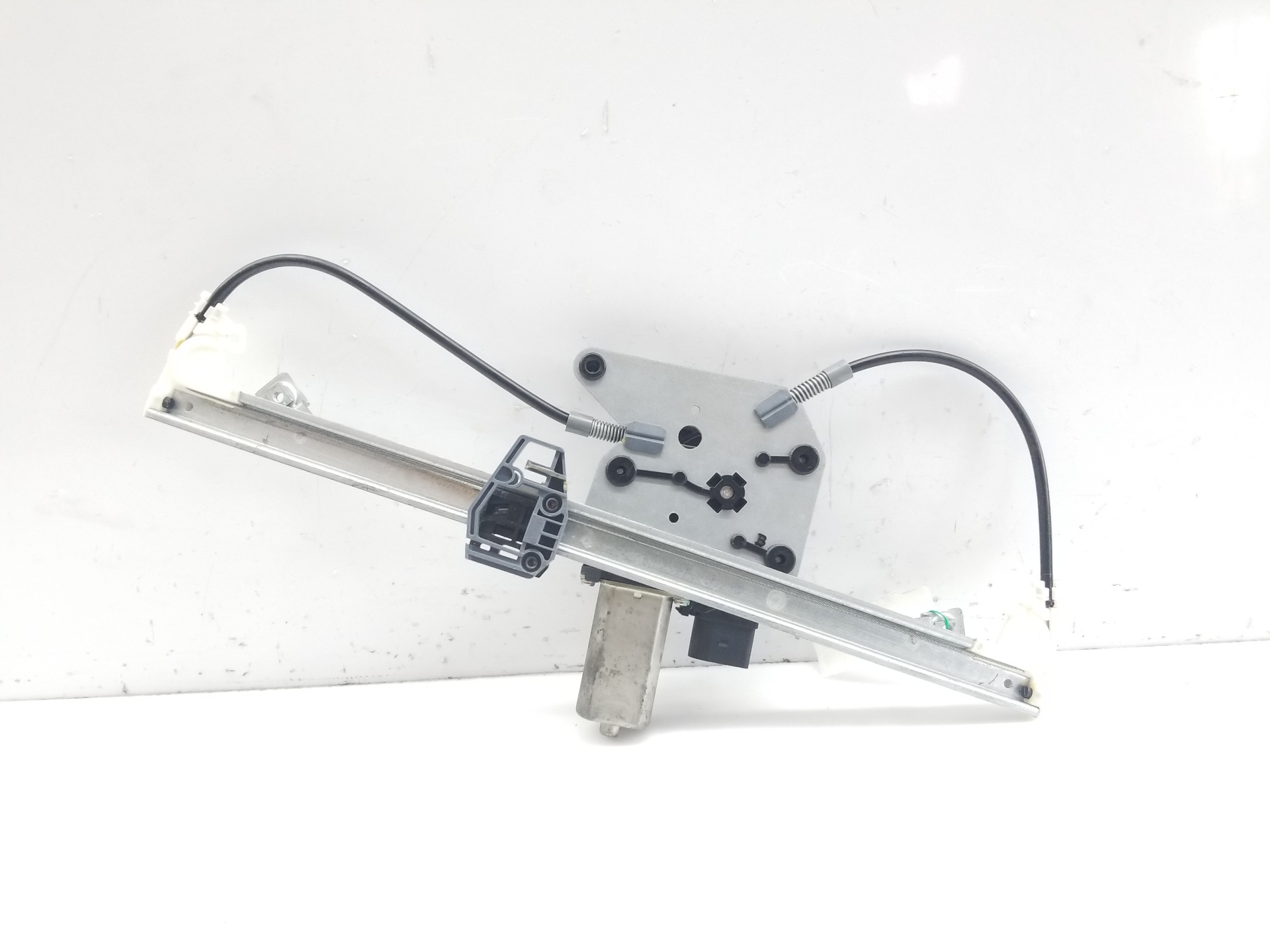 BMW 3 Series E90/E91/E92/E93 (2004-2013) Lève-vitre de porte arrière droite 9030222,9030222 25237761