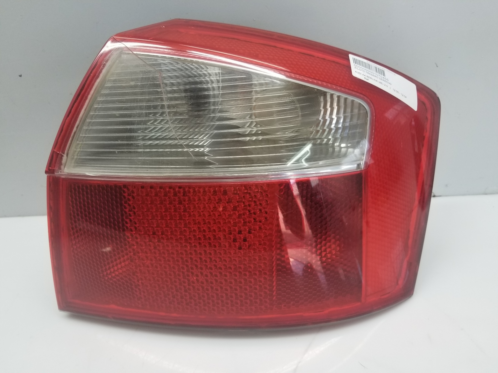 AUDI A4 B6/8E (2000-2005) Rear Right Taillight Lamp 23036455