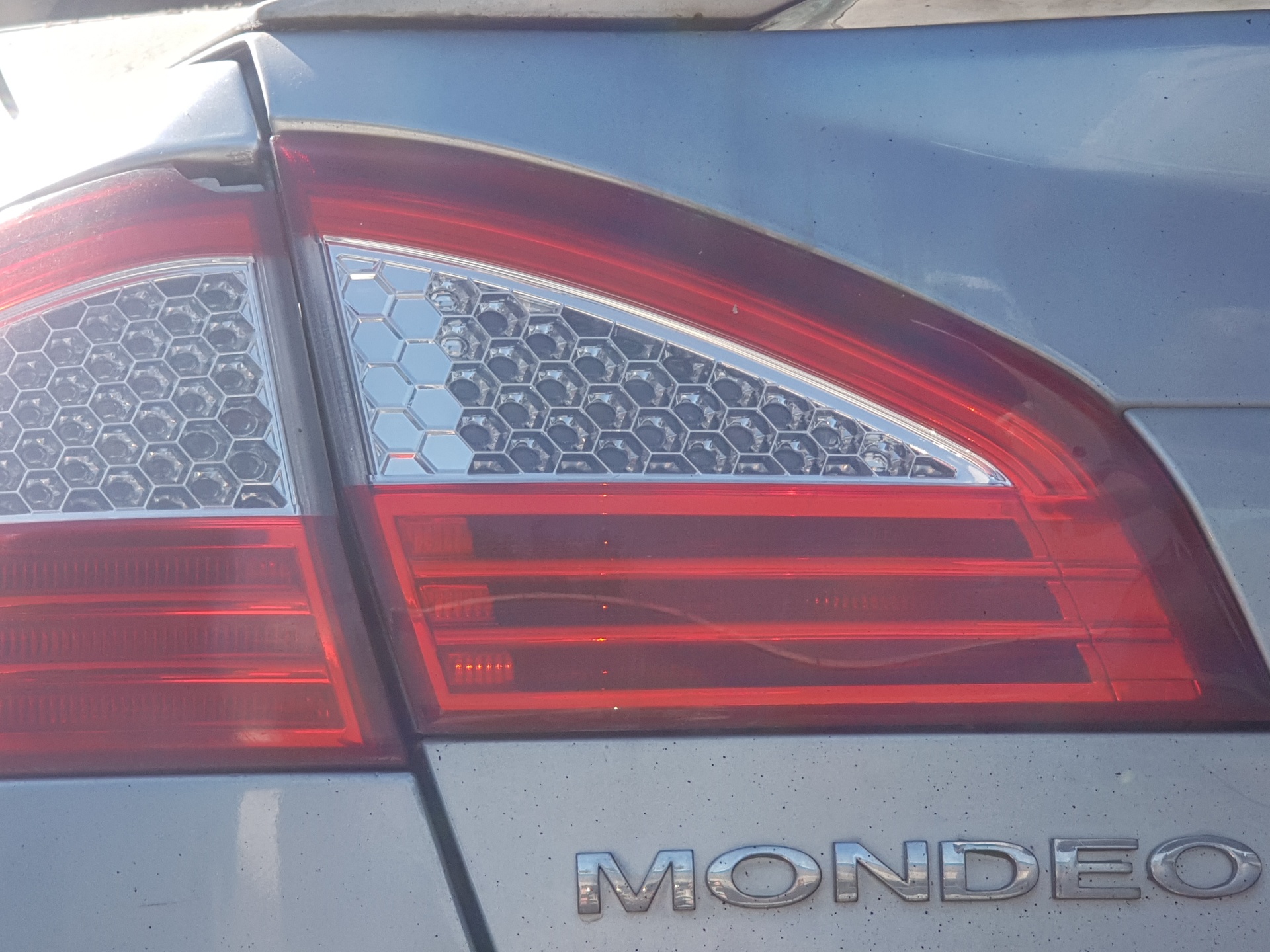 FORD Mondeo 4 generation (2007-2015) Galinis kairys žibintas 25237080